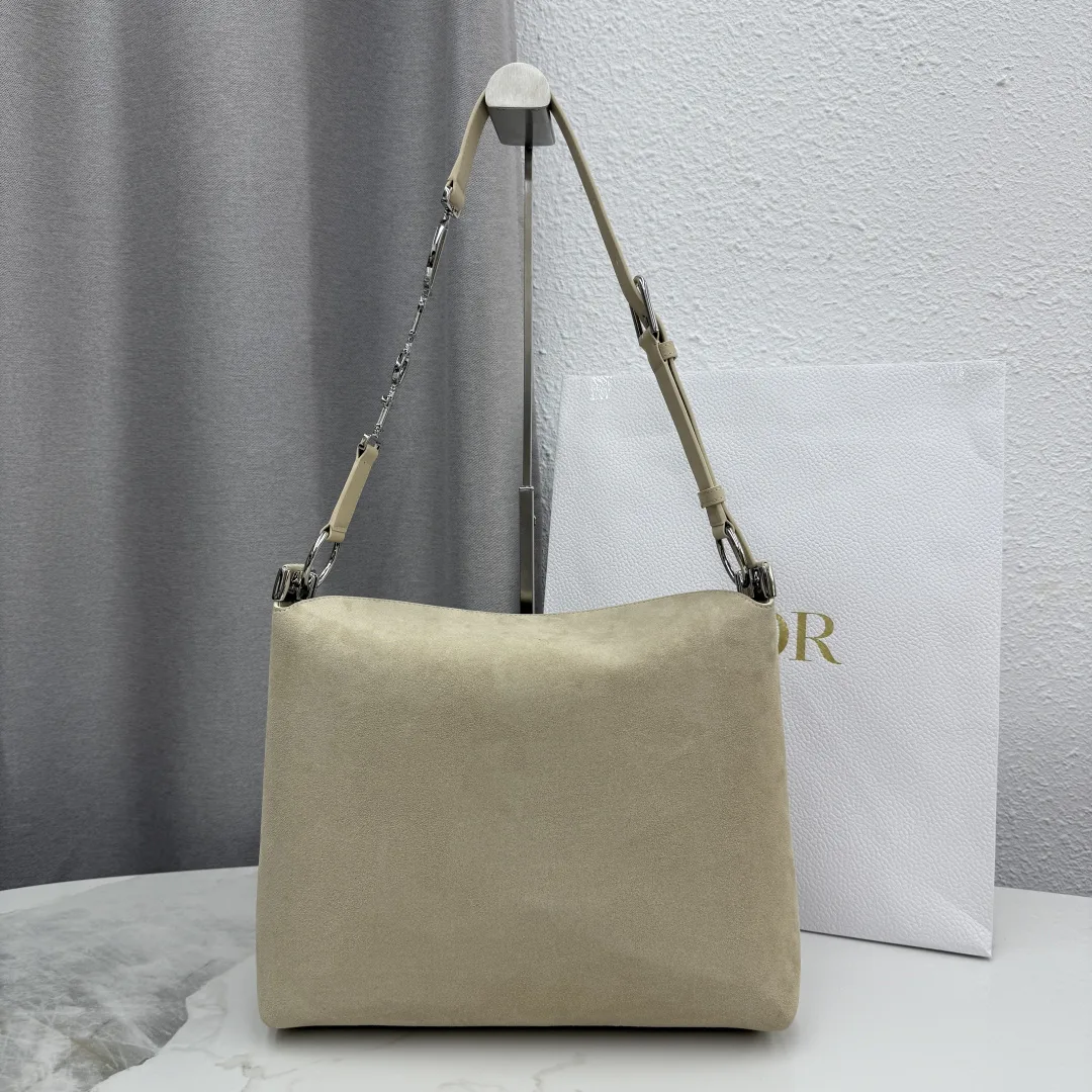 Классические Сумки Женские Christian Dior 11905750