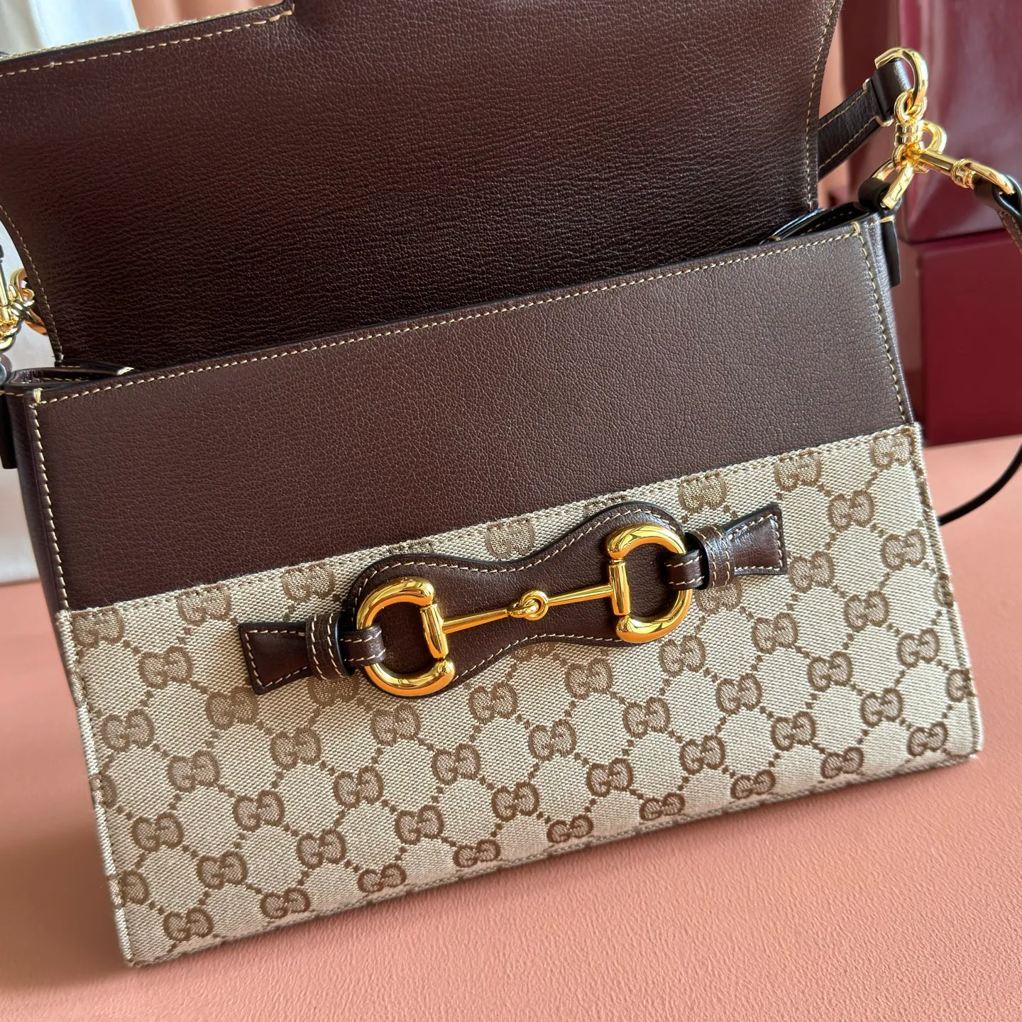 Классические Сумки Женские Gucci 17802959