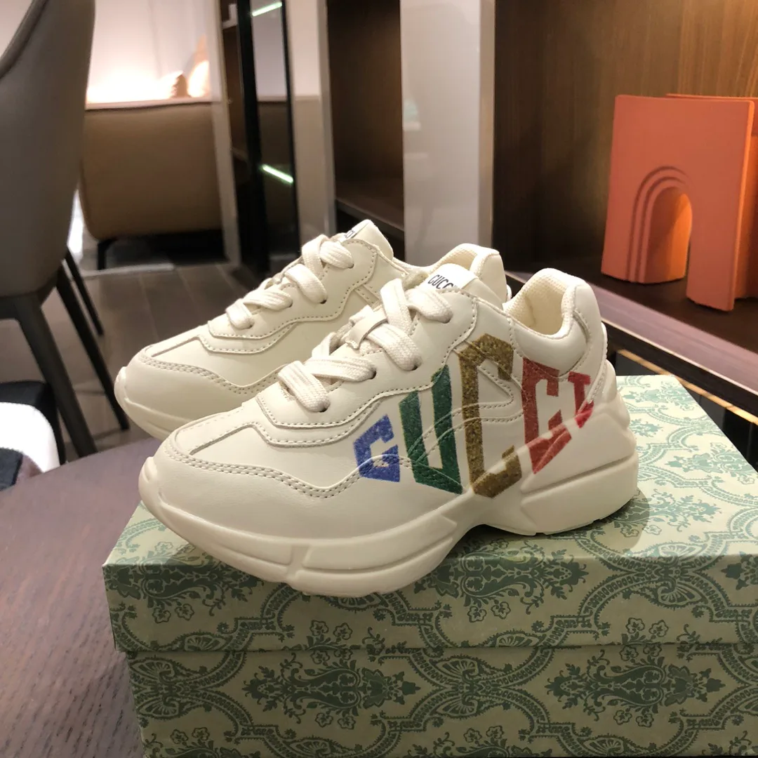 Кроссовки Женские Gucci 18696811