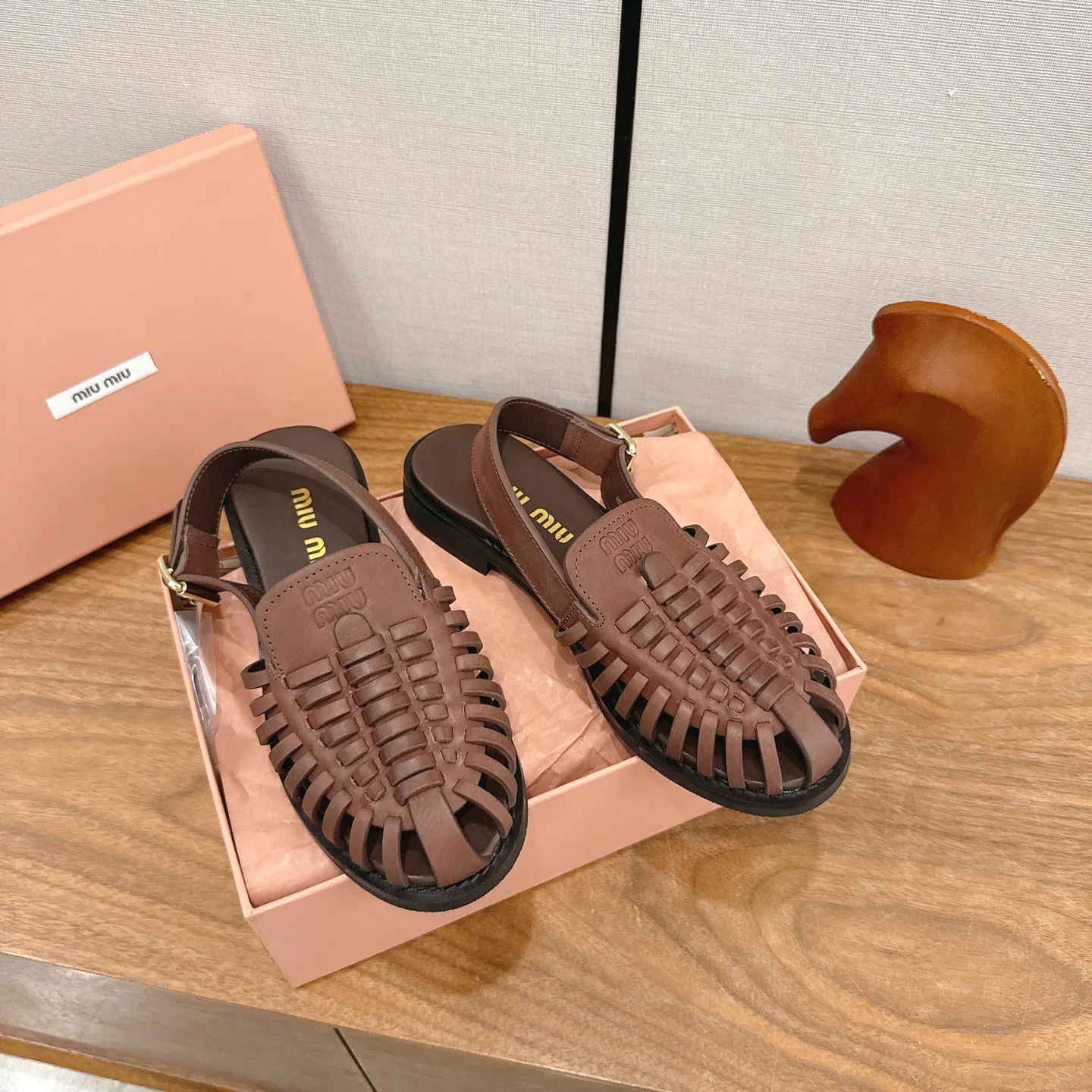 Босоножки Женские Miu Miu 13454364