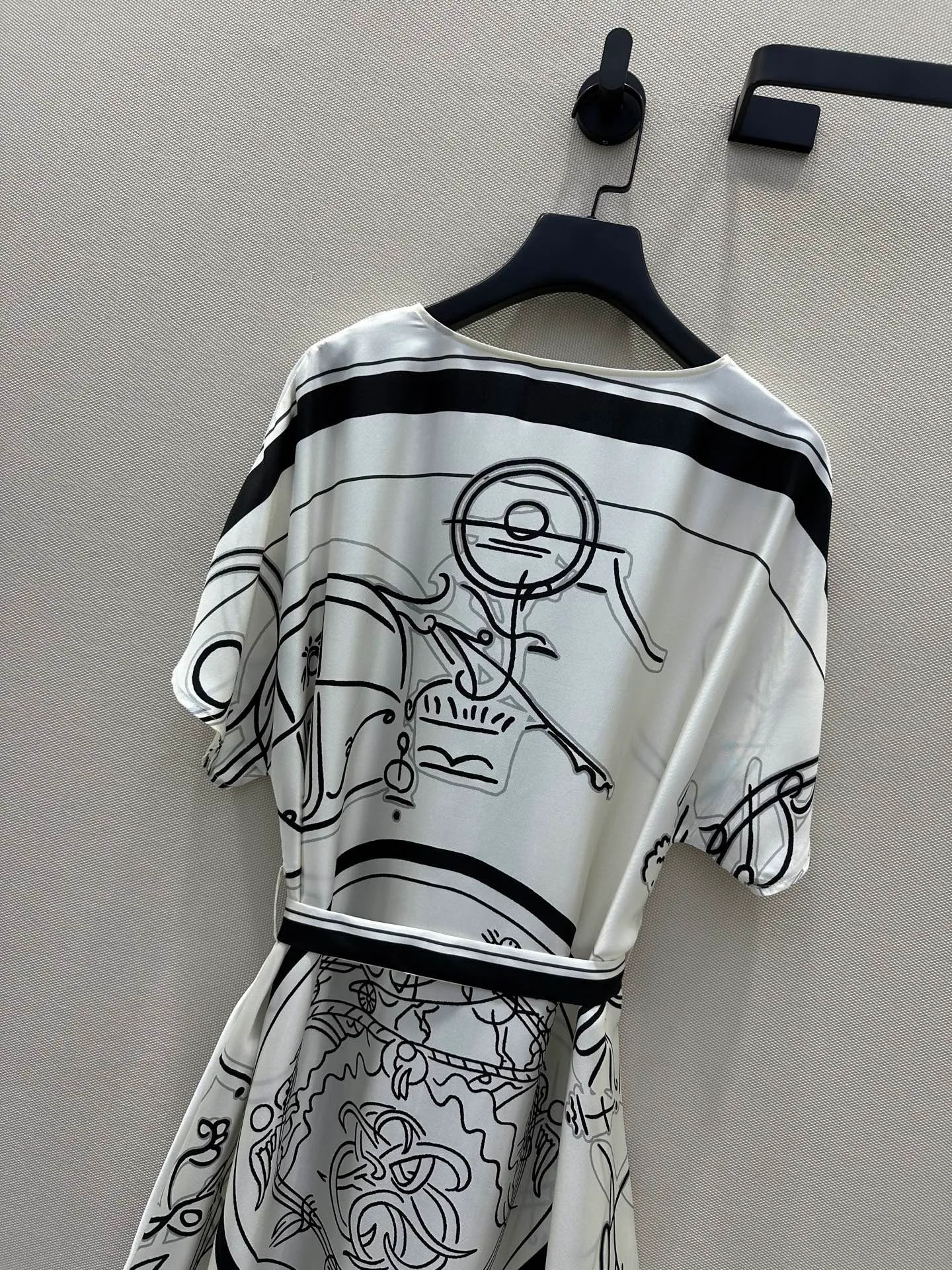 Платья Женские Hermes 10221330