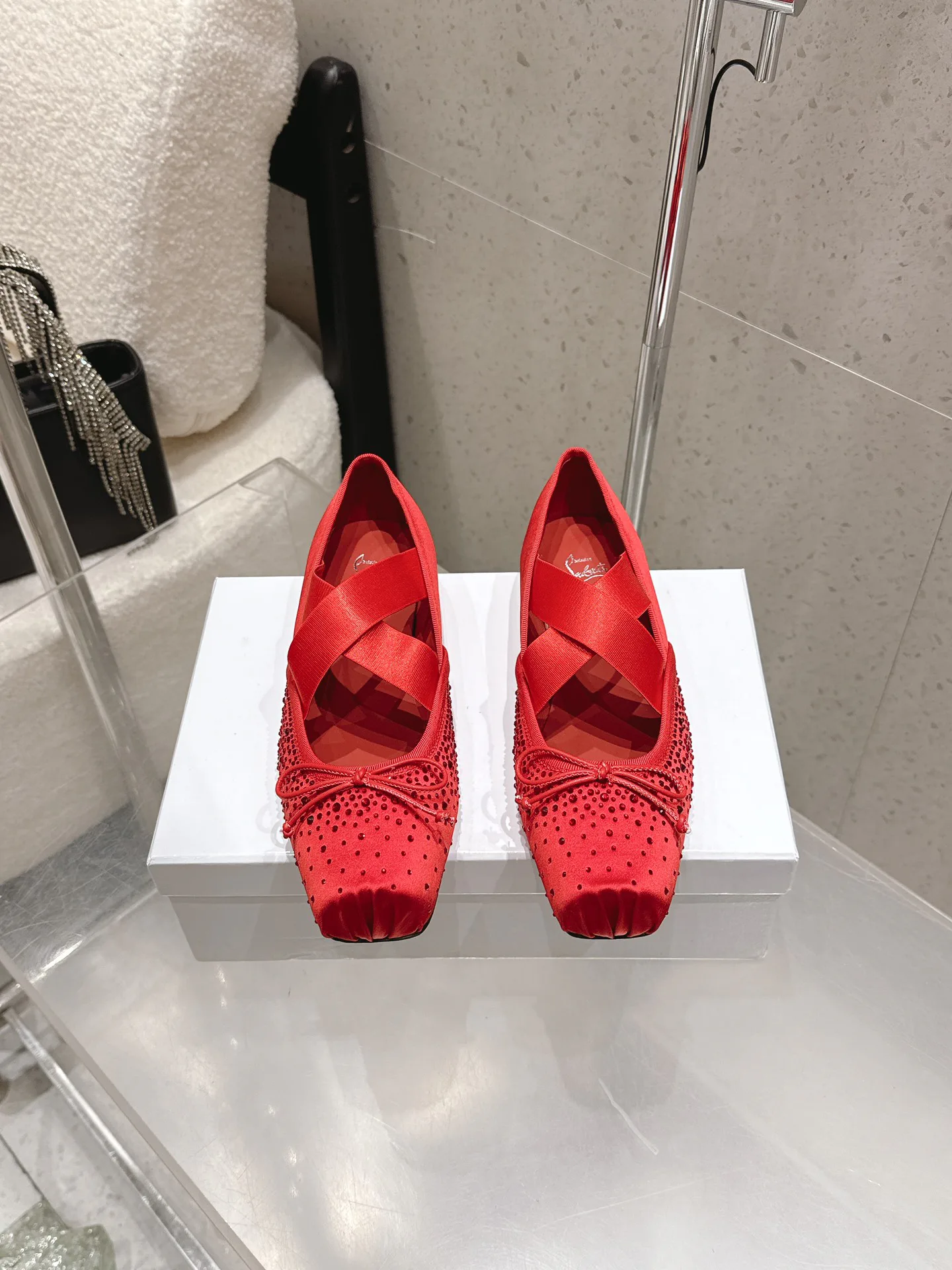 Туфли Женские Christian Louboutin 13078798