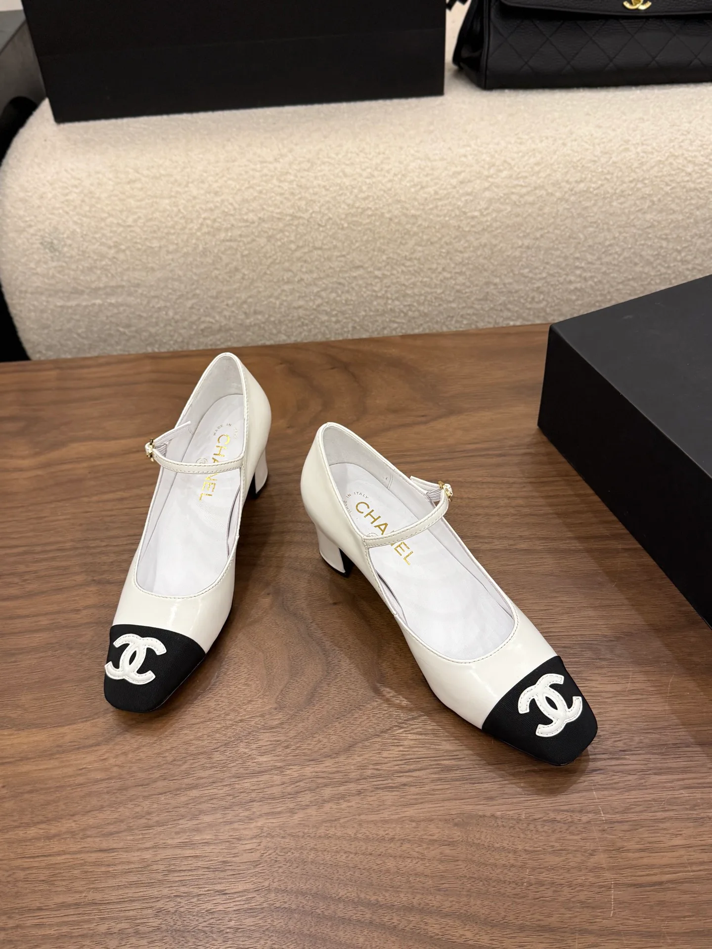 Туфли Женские Chanel 19583382