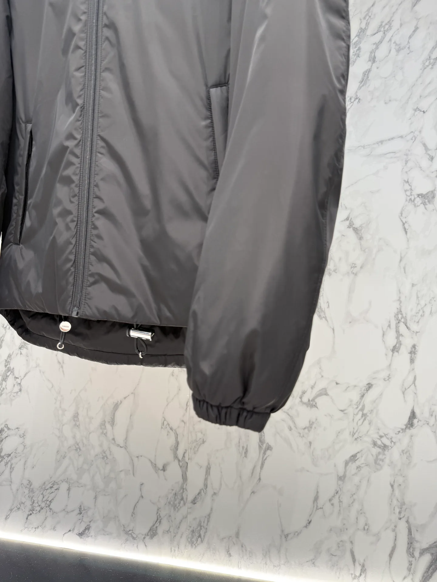 Куртки И Пуховики Женские Prada 18741954