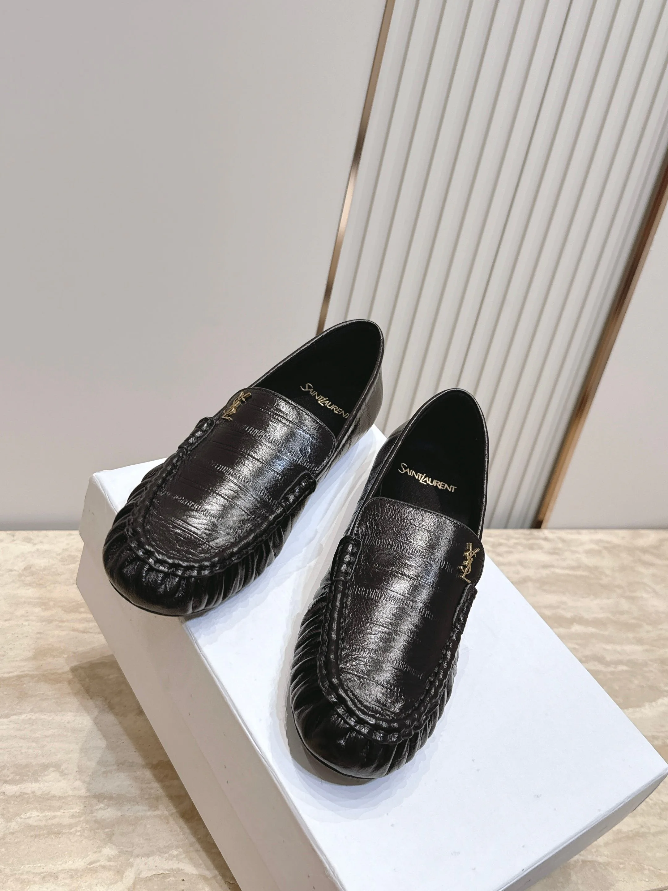 Лоферы И Мокасины Женские Saint Laurent 17701327
