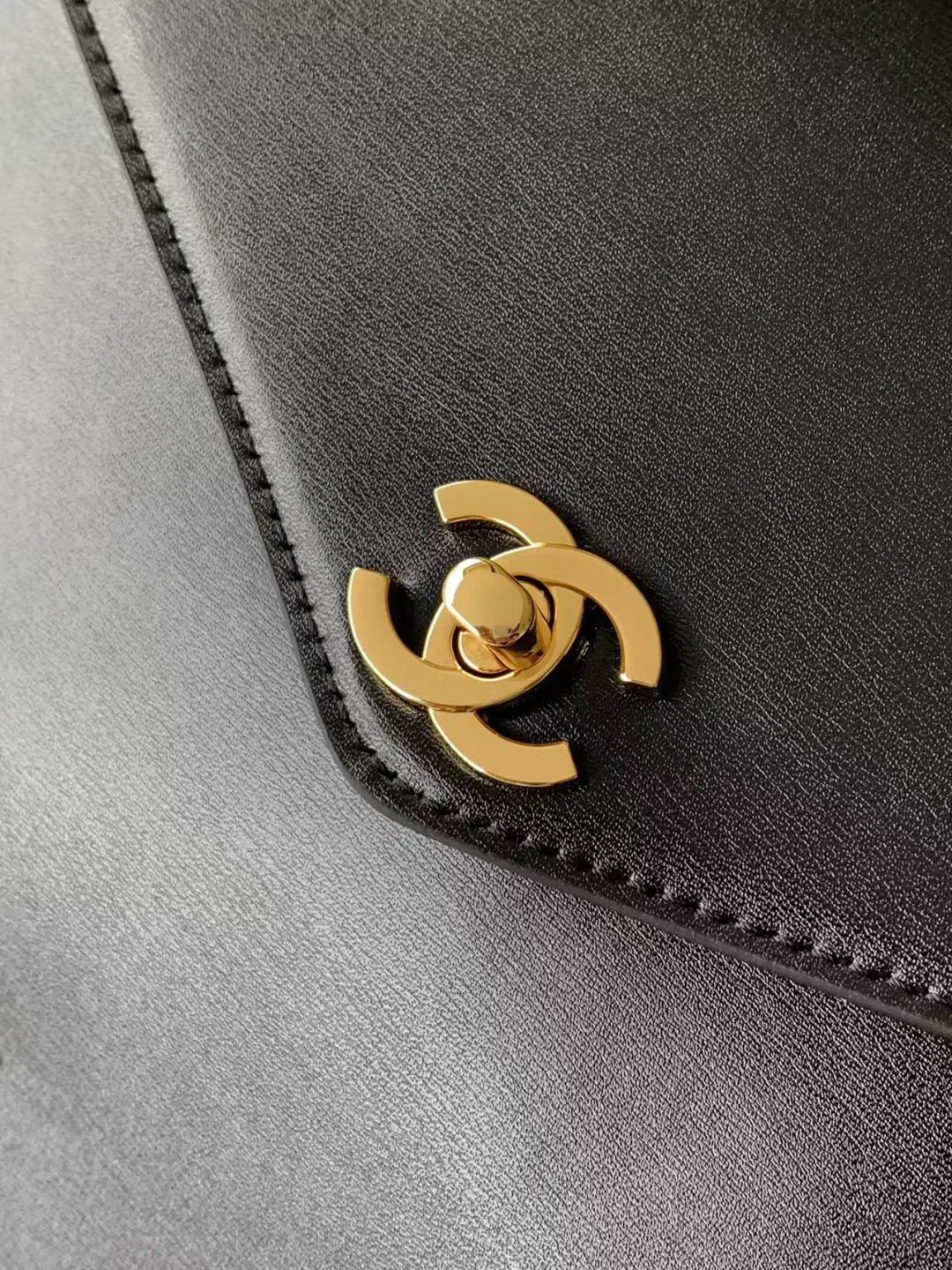Классические Сумки Женские Chanel 18057811