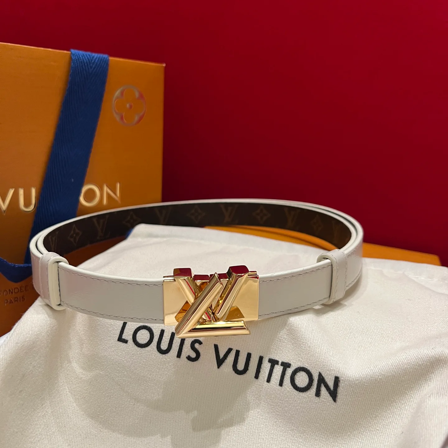 Ремни Louis Vuitton 17838520