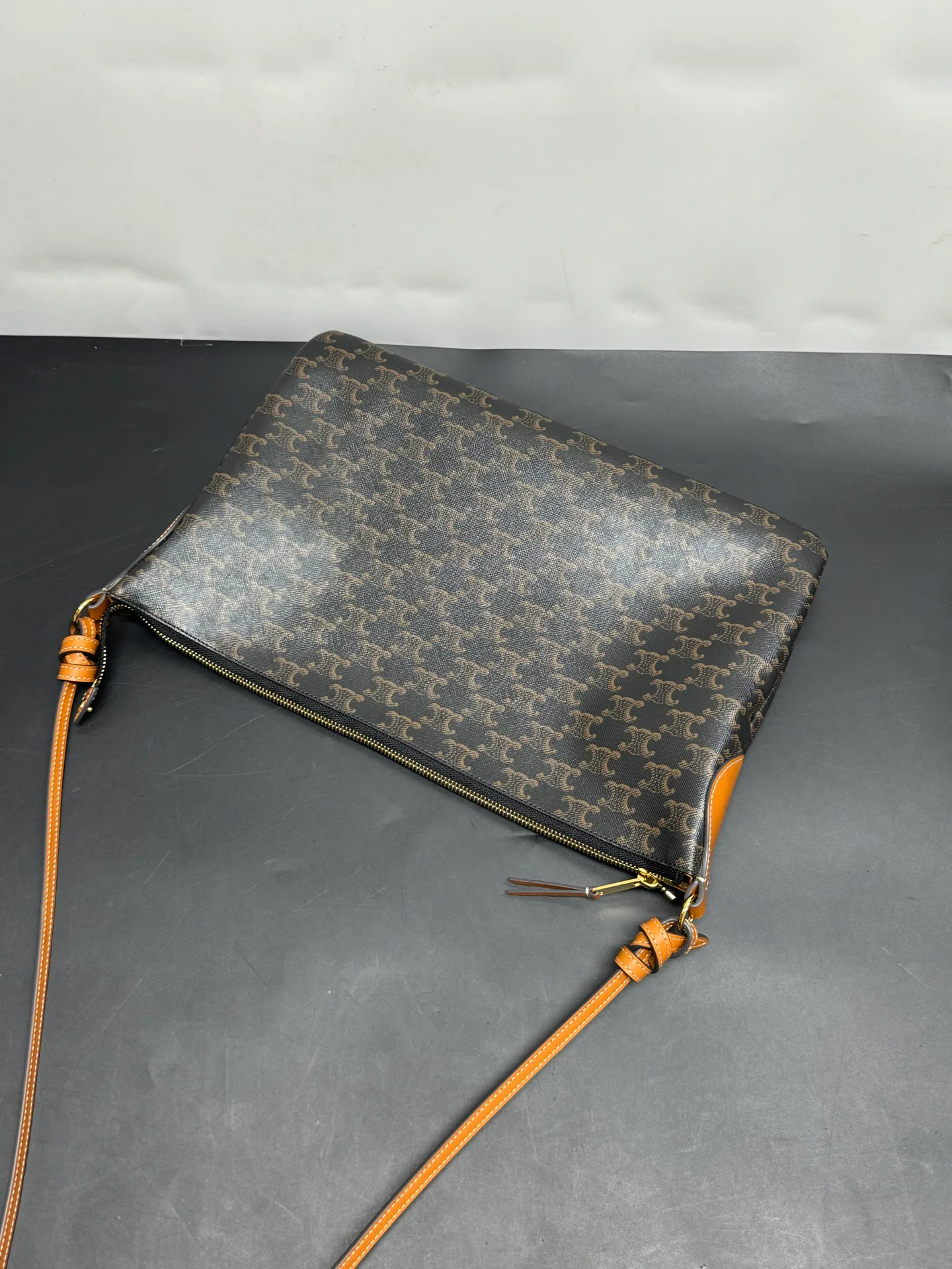 Классические Сумки Женские Celine 17383827