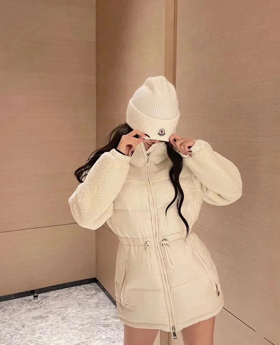 Куртки И Пуховики Женские Moncler 18415677