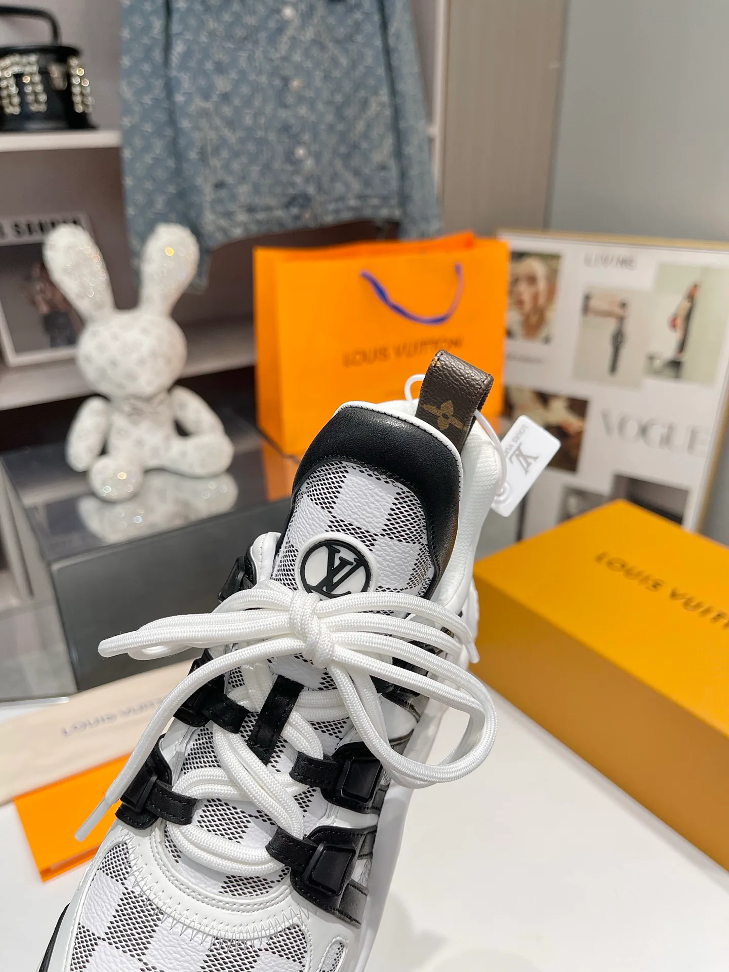 Кроссовки Женские Louis Vuitton 28152