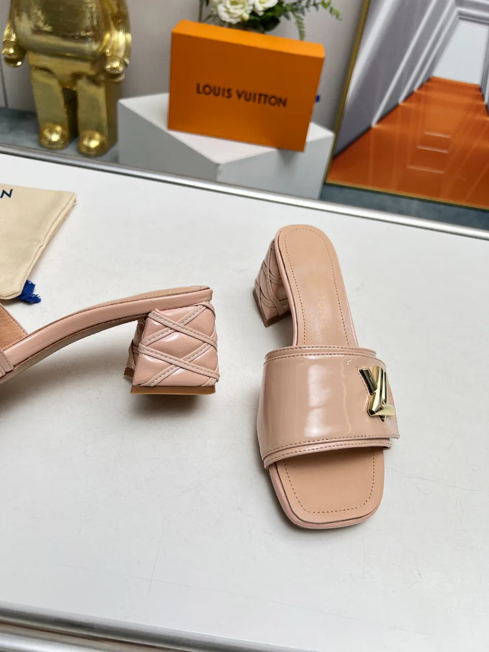 Сандалии Женские Louis Vuitton 9623625