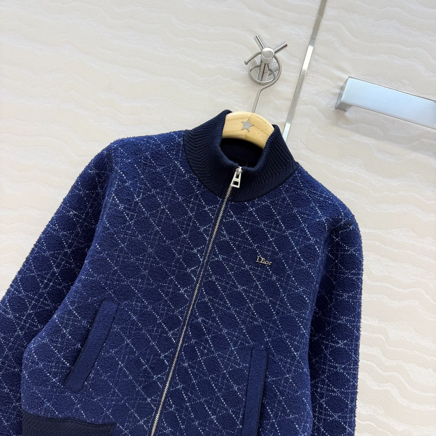 Куртки И Пуховики Женские Christian Dior 19145771