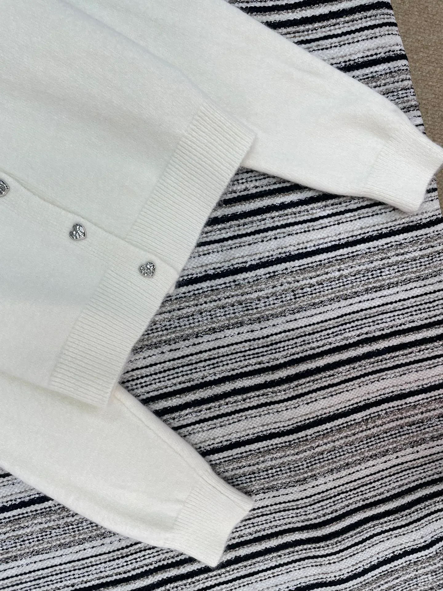 Джемперы И Свитеры Женские Chanel 528122