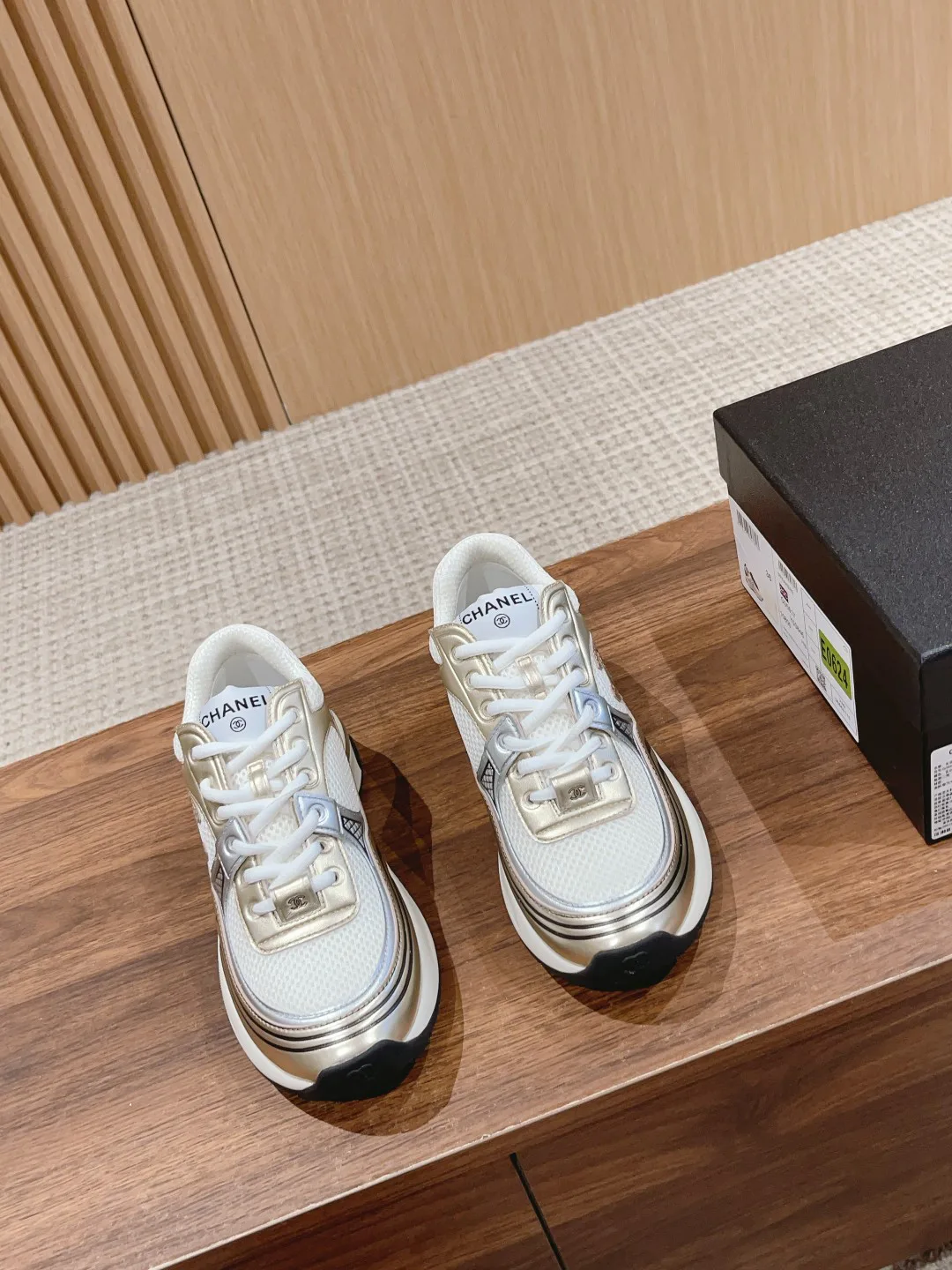 Кроссовки Женские Chanel 11647826