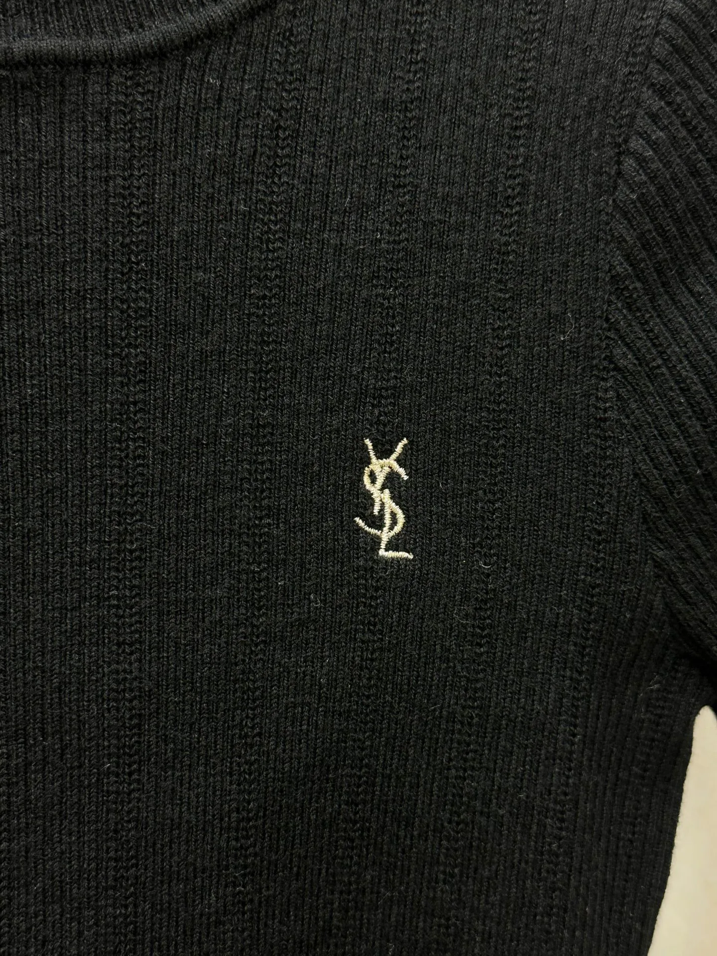 Топы Женские Saint Laurent 11762948