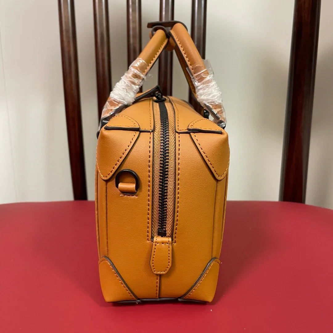 Сумки На Ремне Женские Mcm 9836299