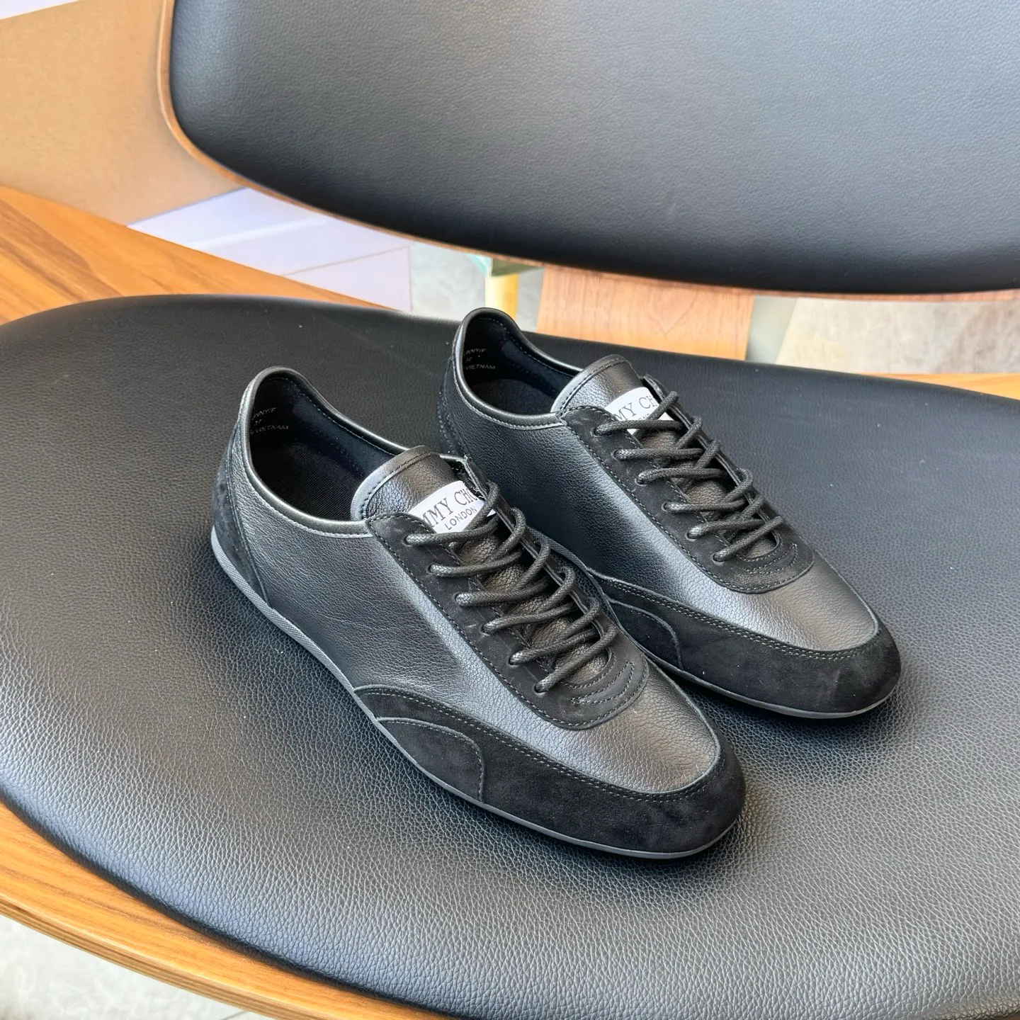 Кроссовки Женские Jimmy Choo 12629774