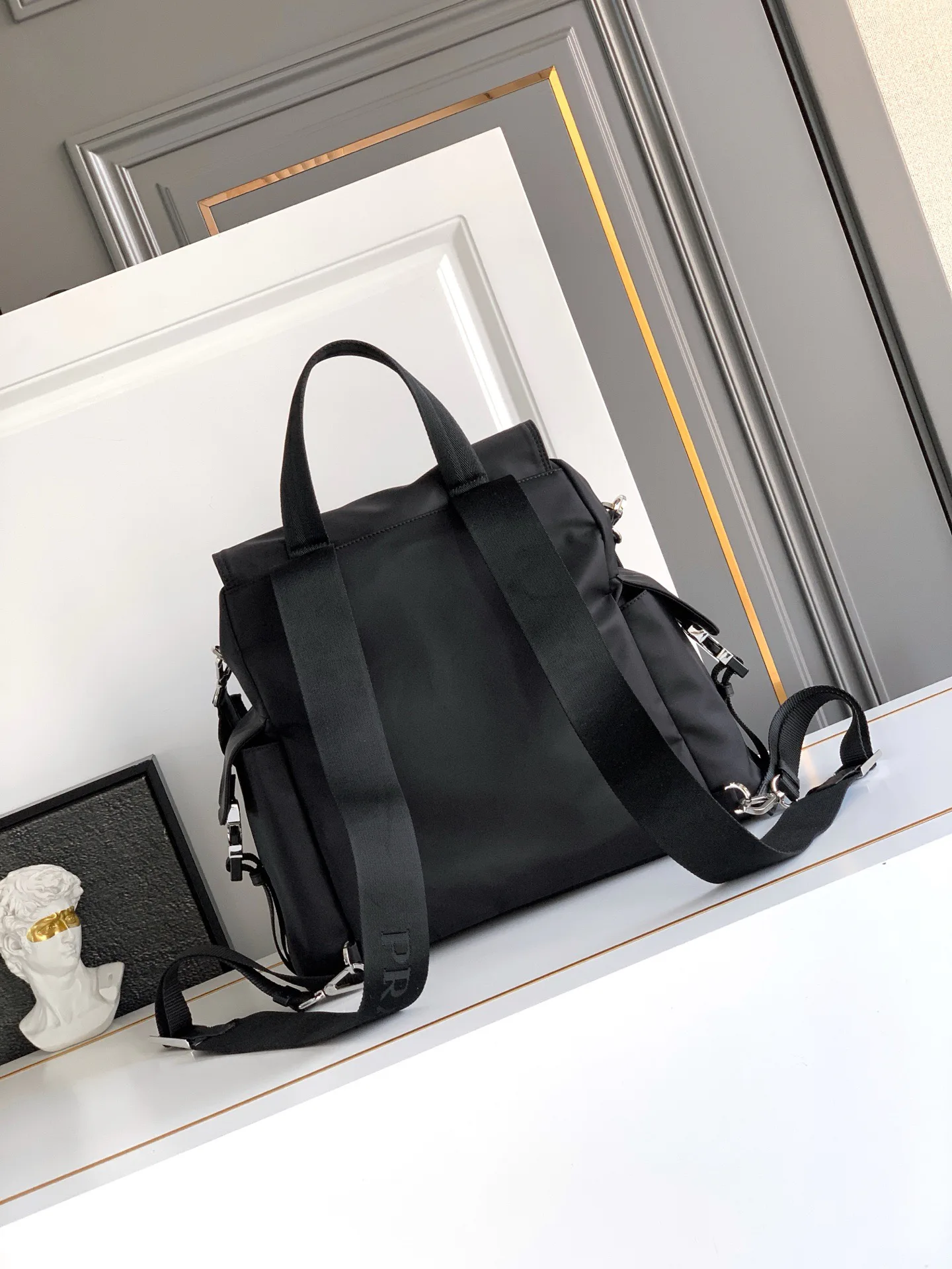 Рюкзаки Женские Prada 18932355