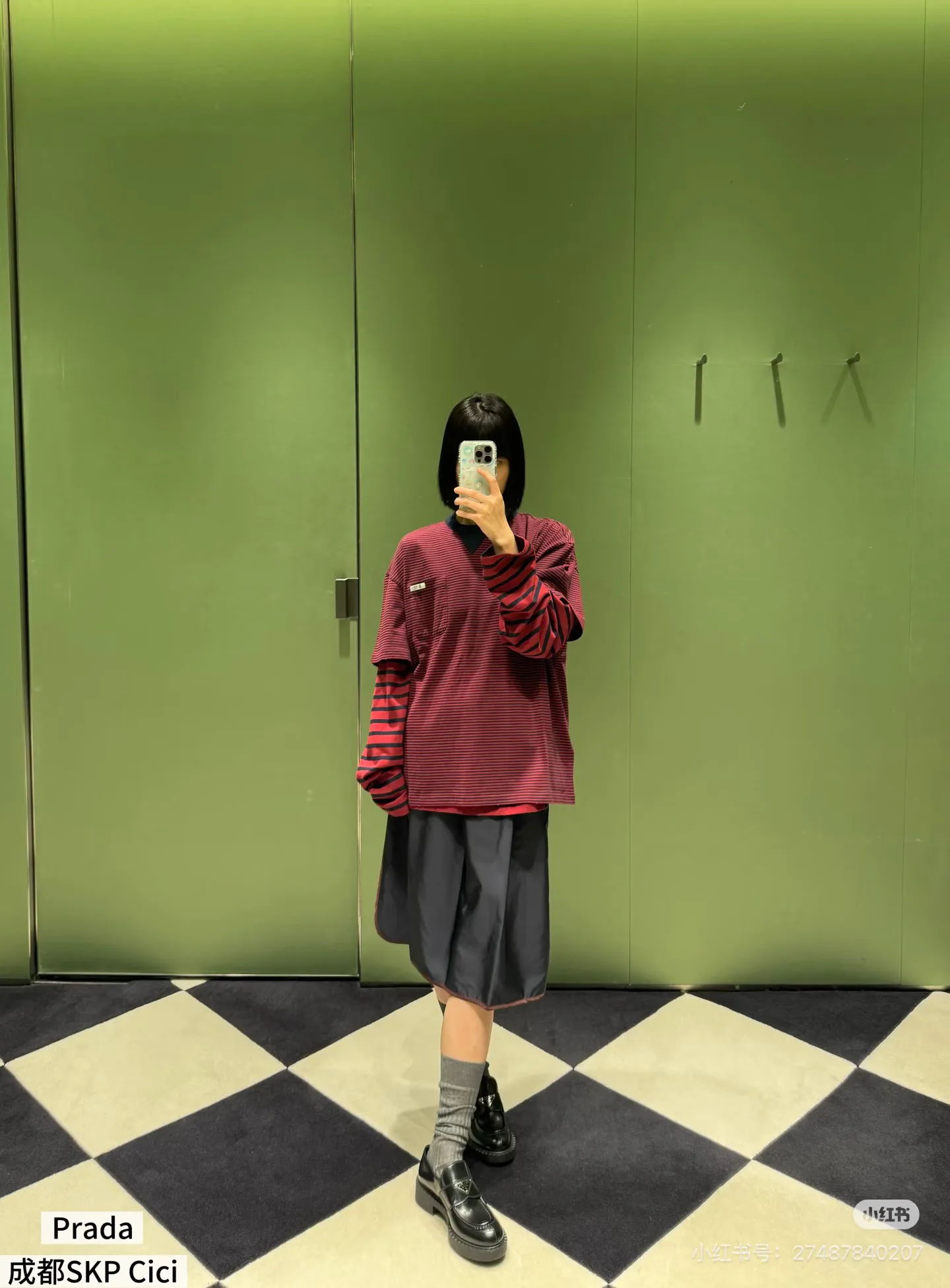 Футболки Женские Prada 11530144