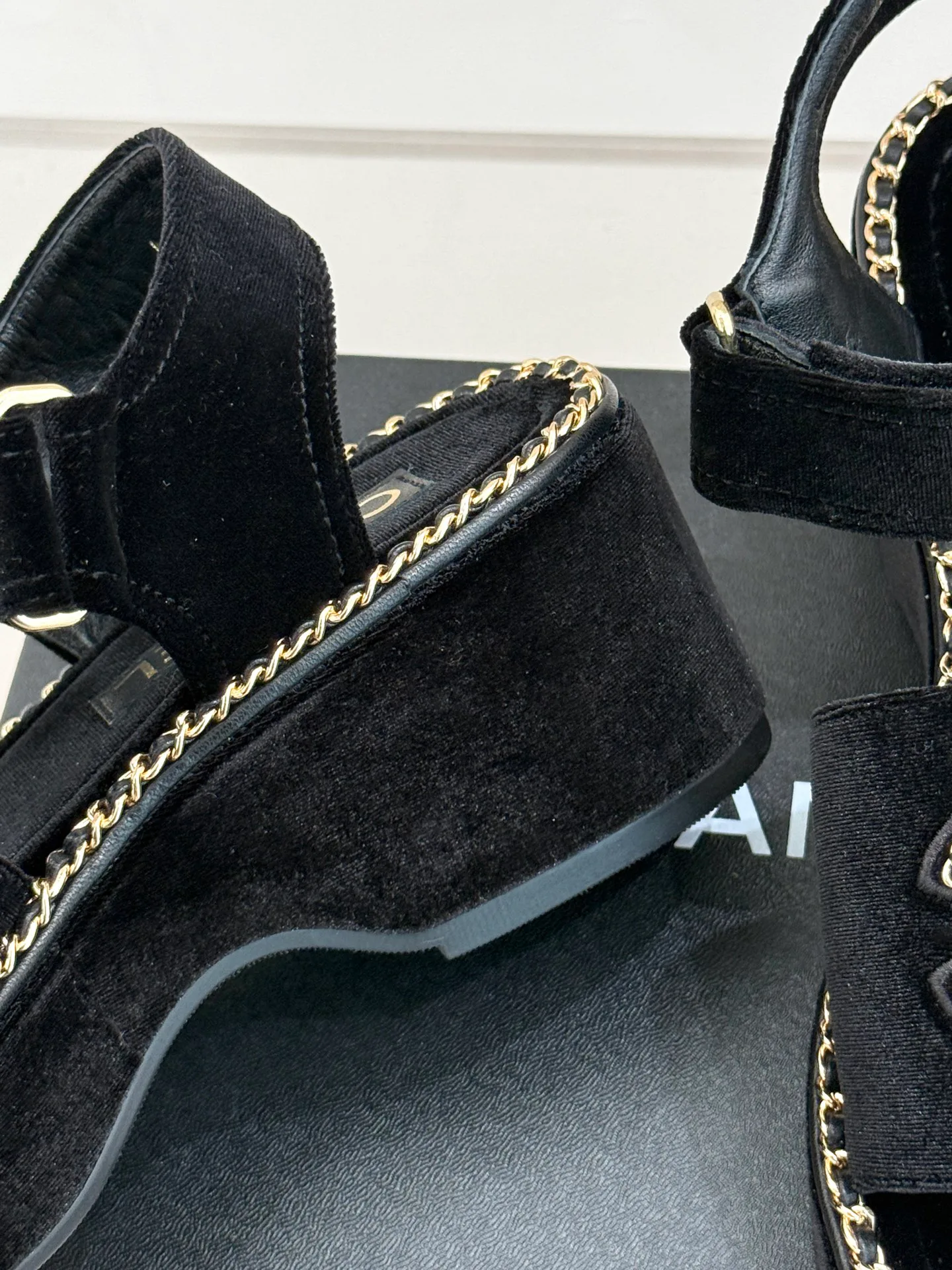 Сандалии Женские Chanel 3425659