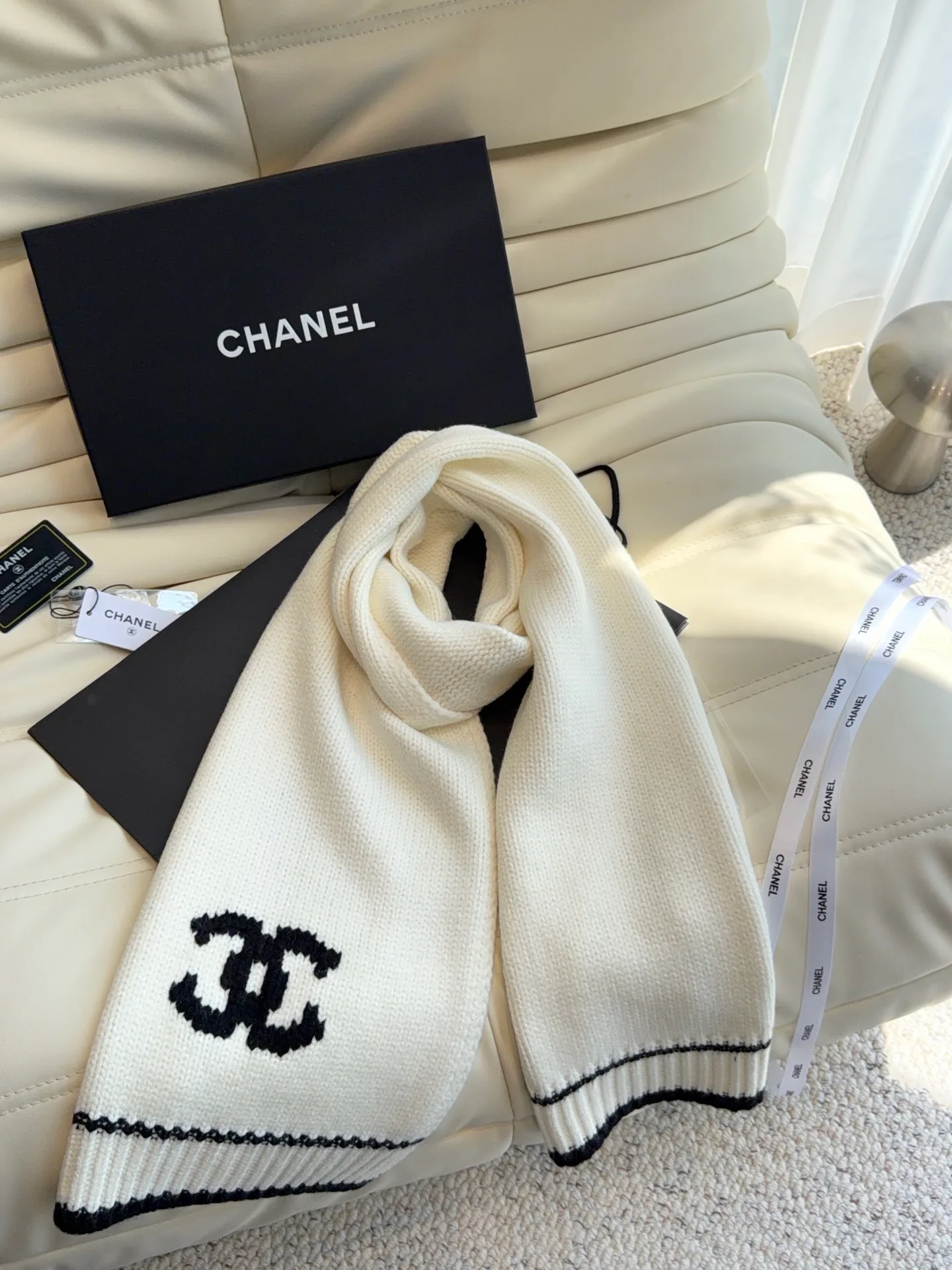 Шарфы Chanel 18401224