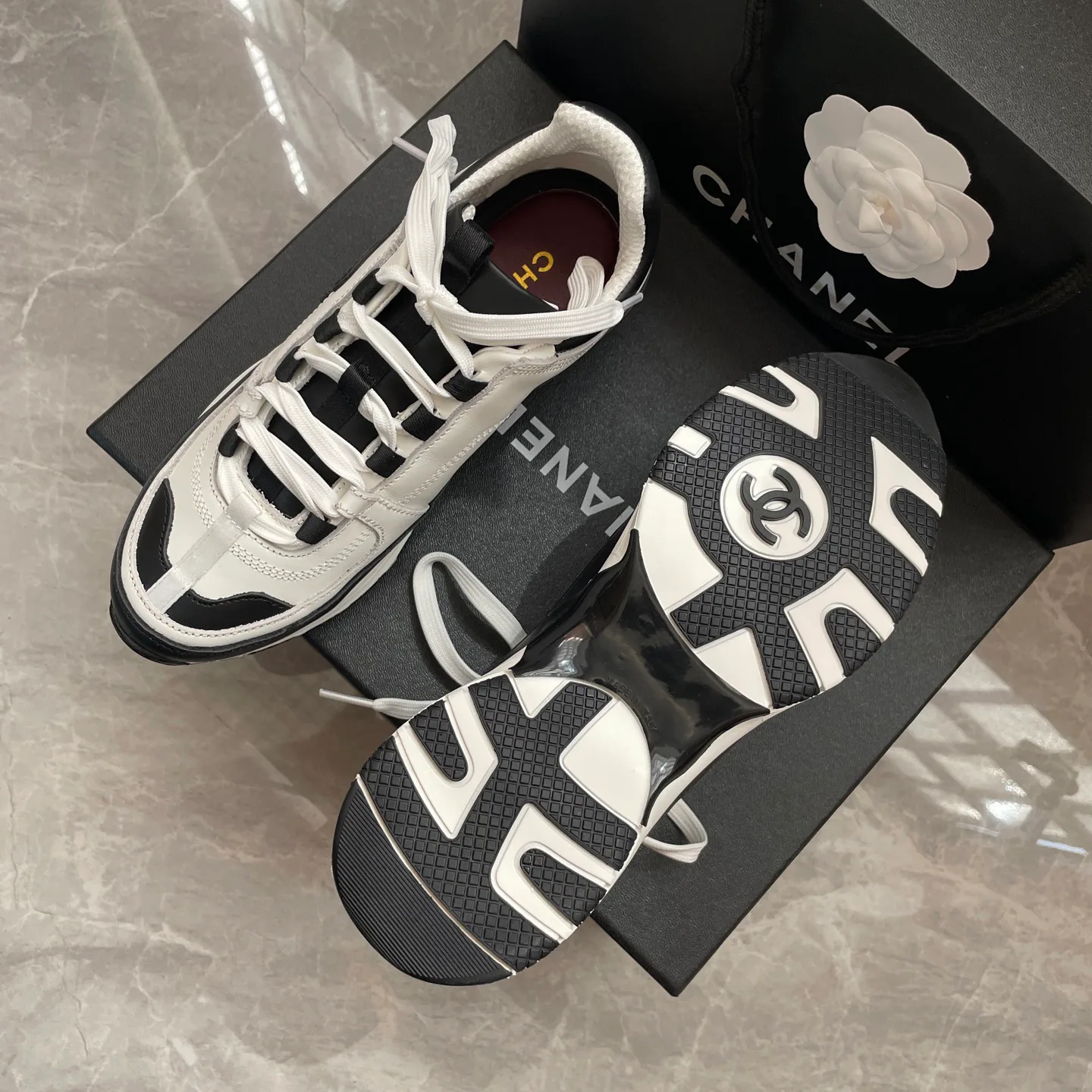 Кроссовки Женские Chanel 18850867
