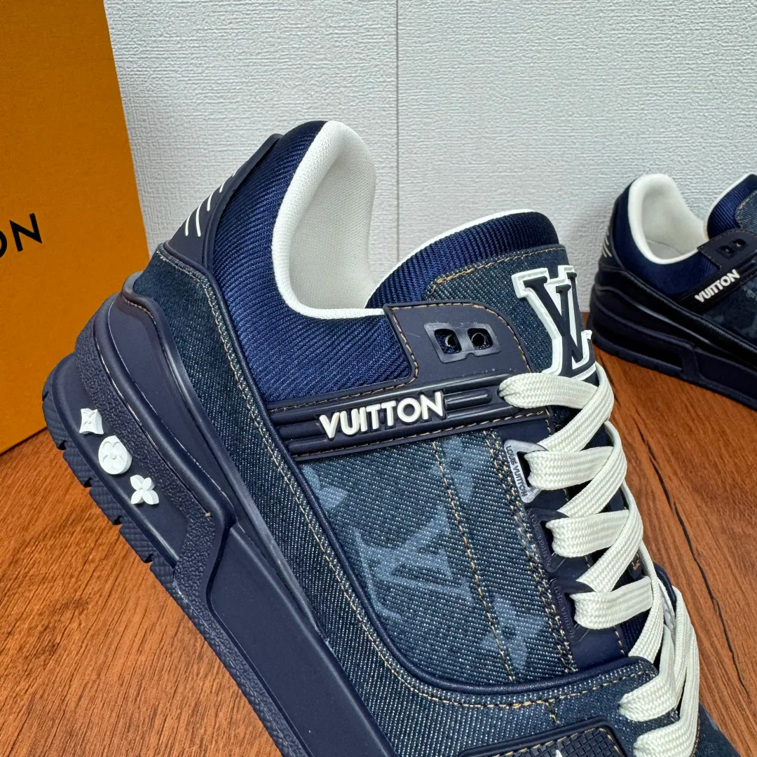 Кроссовки Мужские Louis Vuitton 1032392