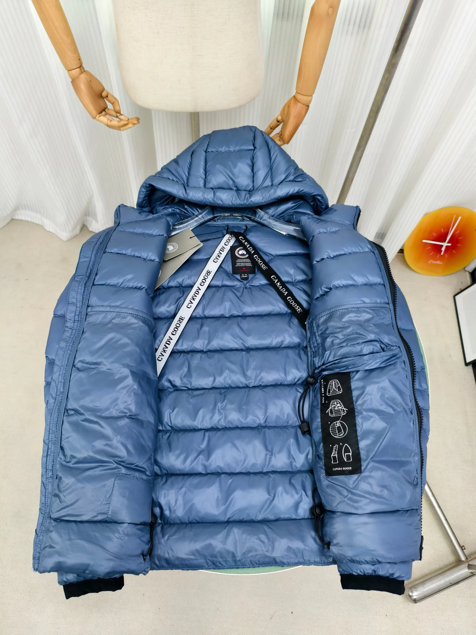 Куртки И Пуховики Женские Canada Goose 1773264