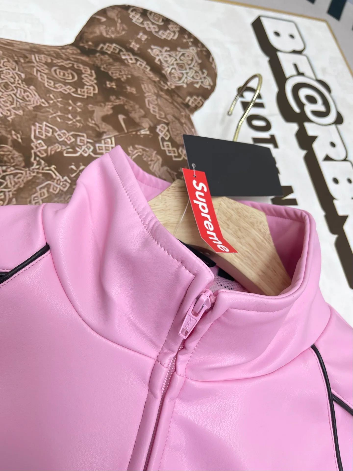 Кожаные Куртки И Дублёнки Женские Supreme 10542428
