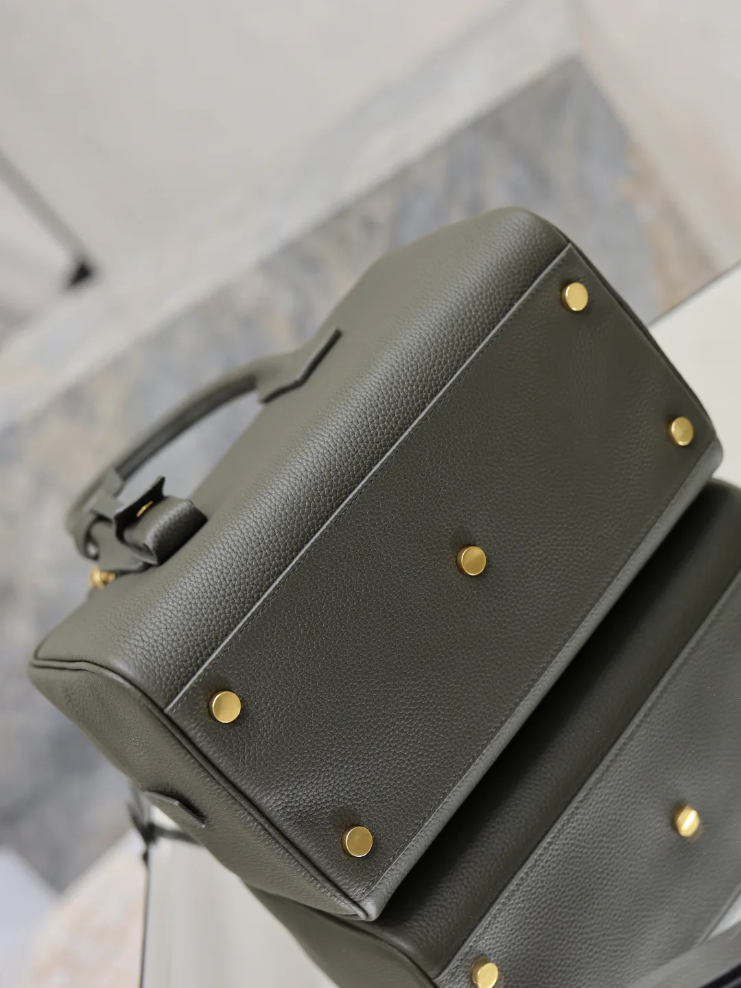 Классические Сумки Женские Saint Laurent 17993938