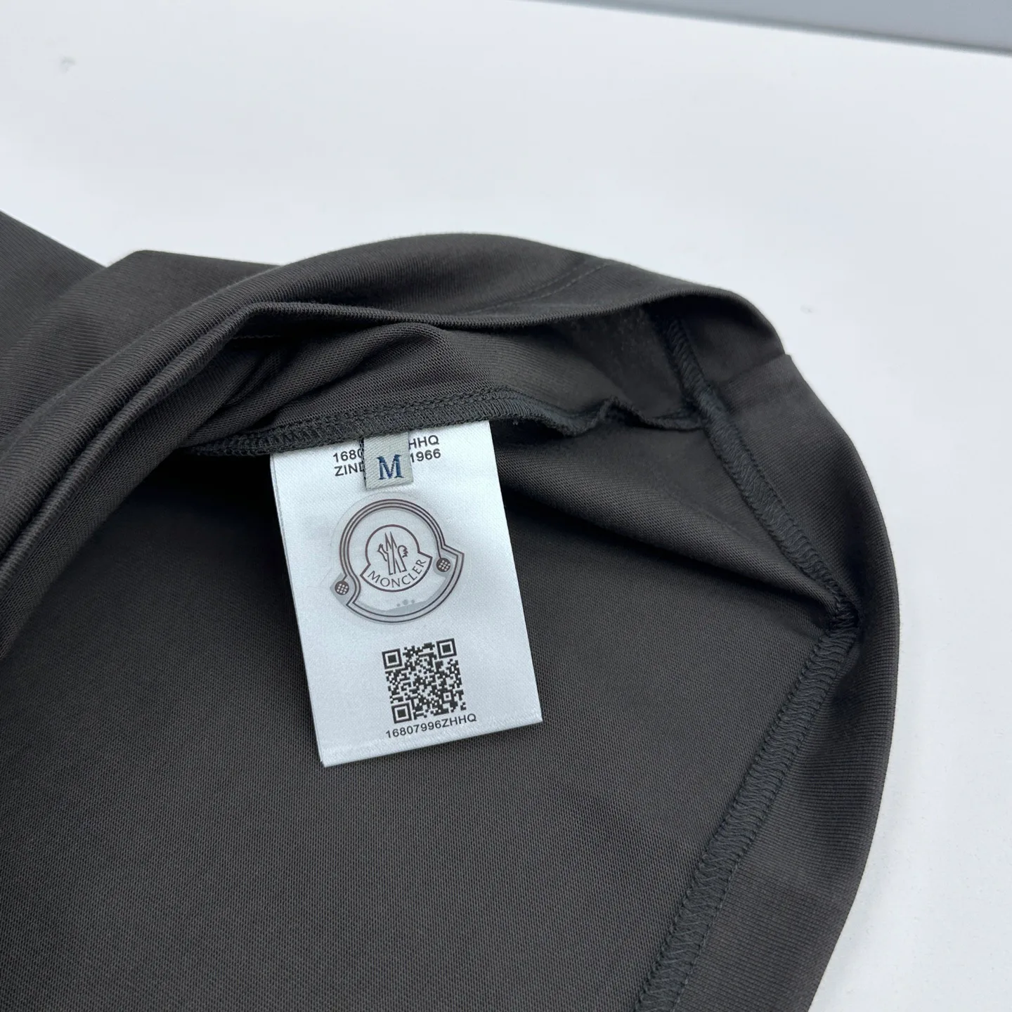 Футболки Женские Moncler 5415062