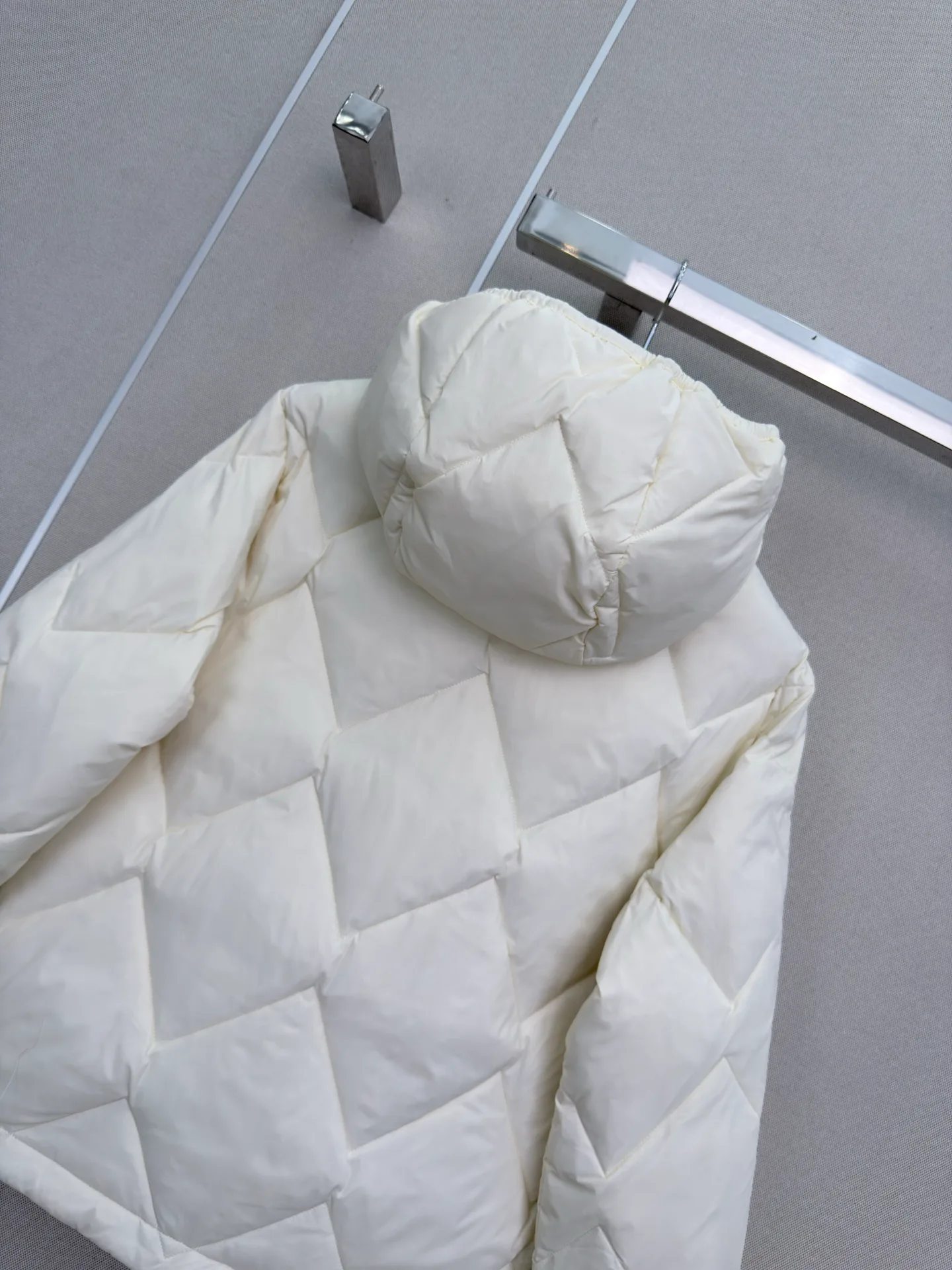 Куртки И Пуховики Женские Moncler 18877924