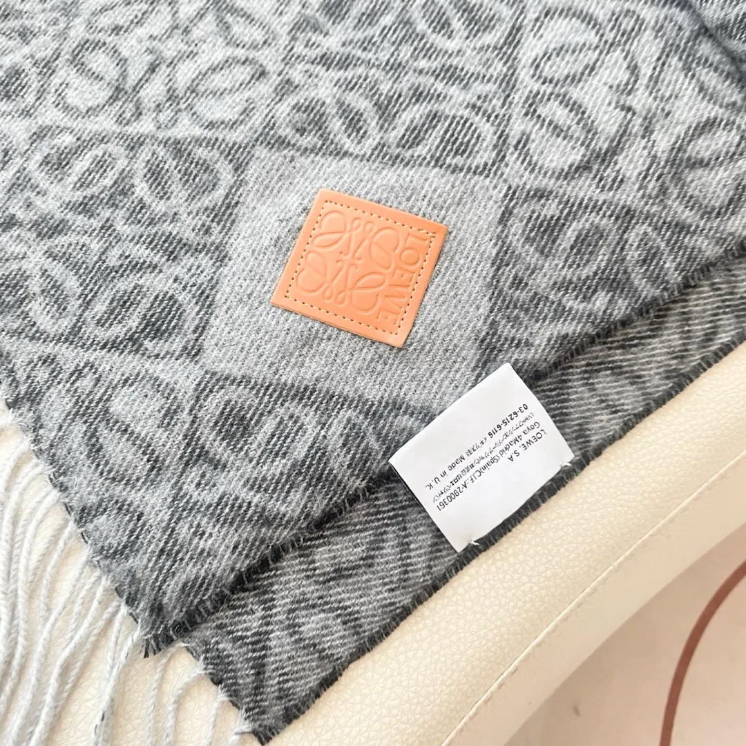 Шарфы Loewe 719954