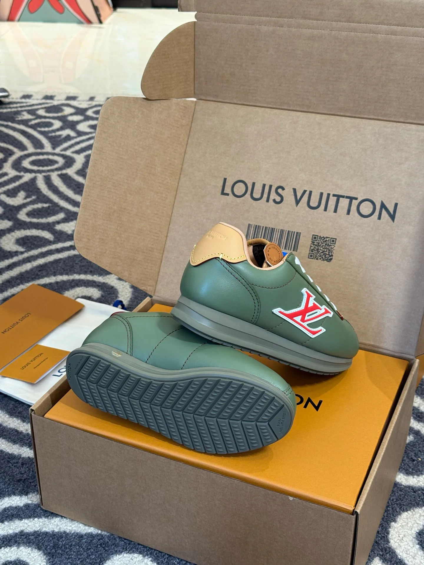 Кроссовки Женские Louis Vuitton 60634