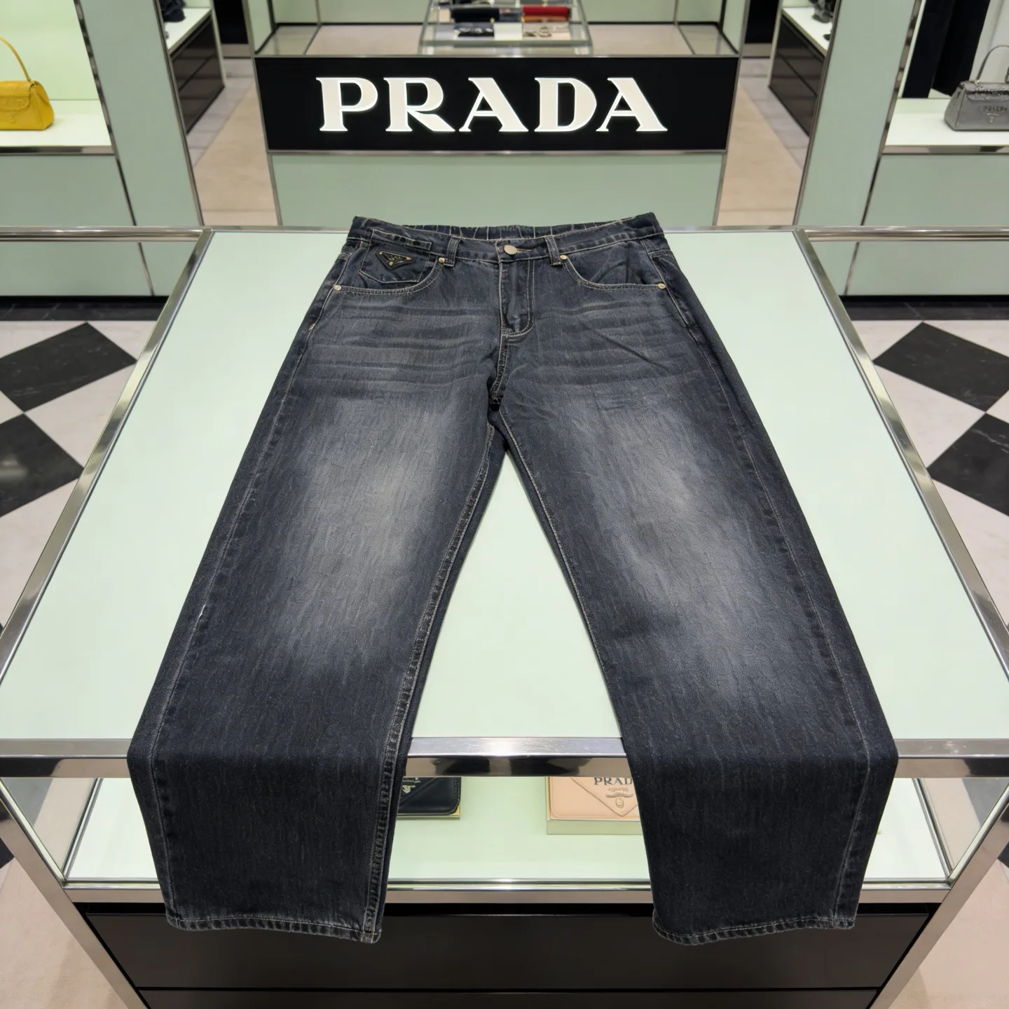 Джинсы Мужские Prada 11717254