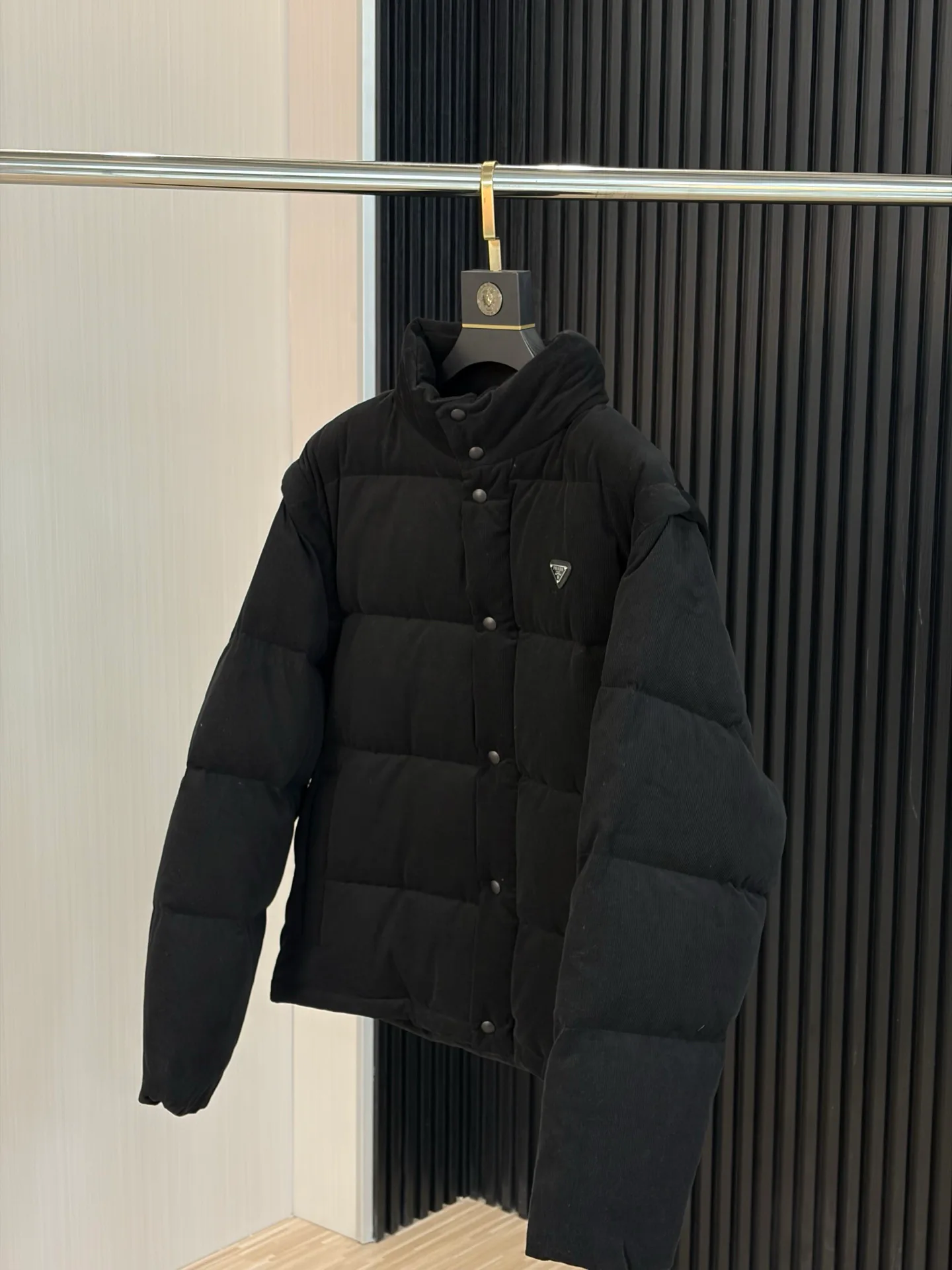 Куртки И Пуховики Мужские Prada 17935315