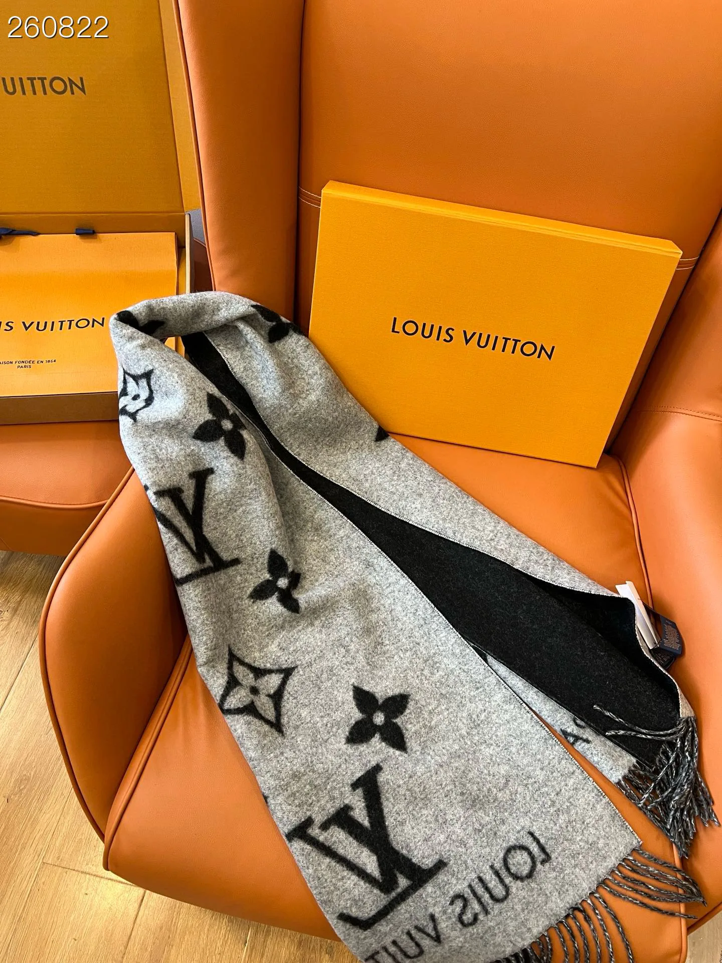 Шарфы Louis Vuitton 4464