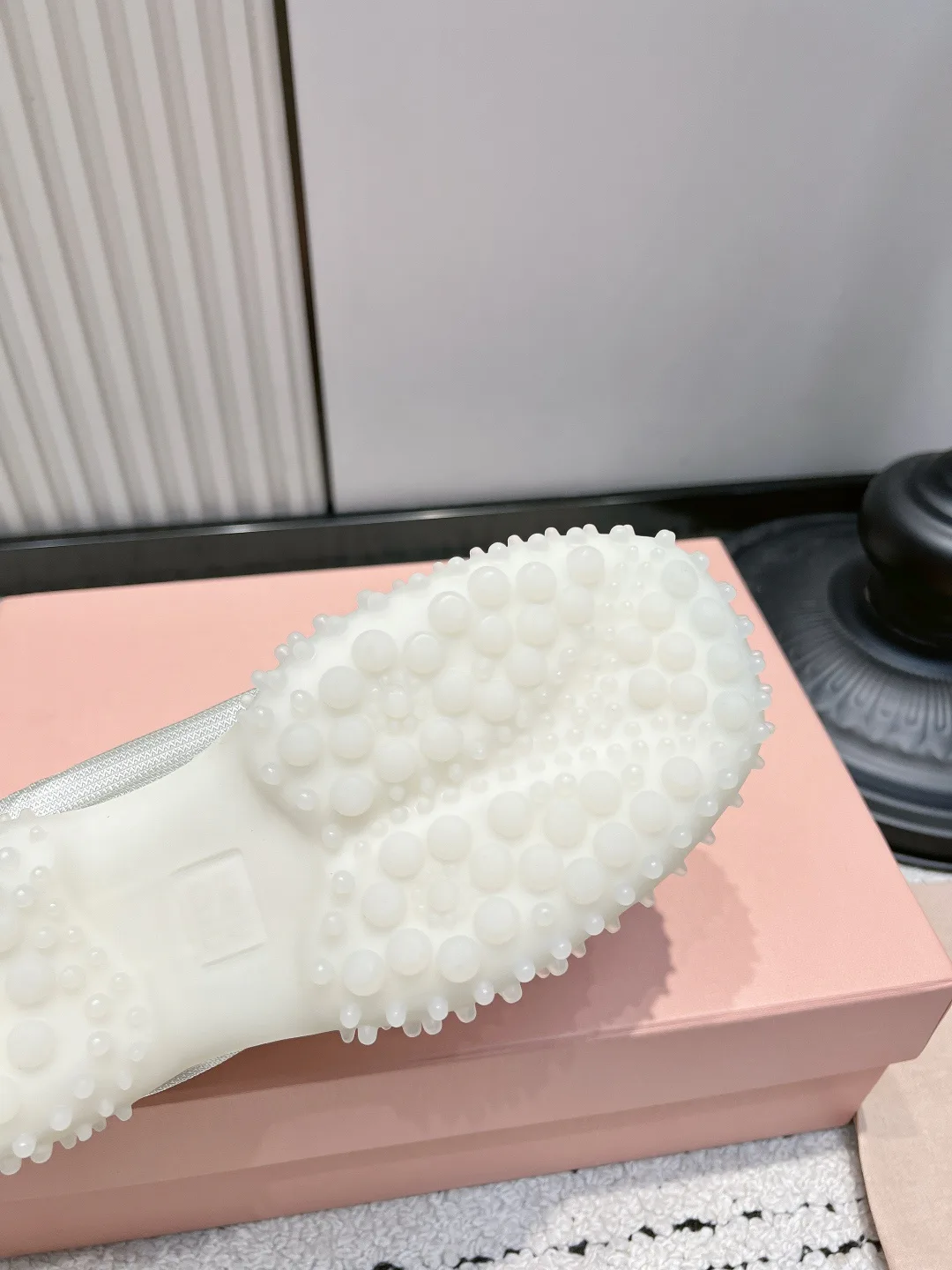 Кроссовки Женские Miu Miu 17578021