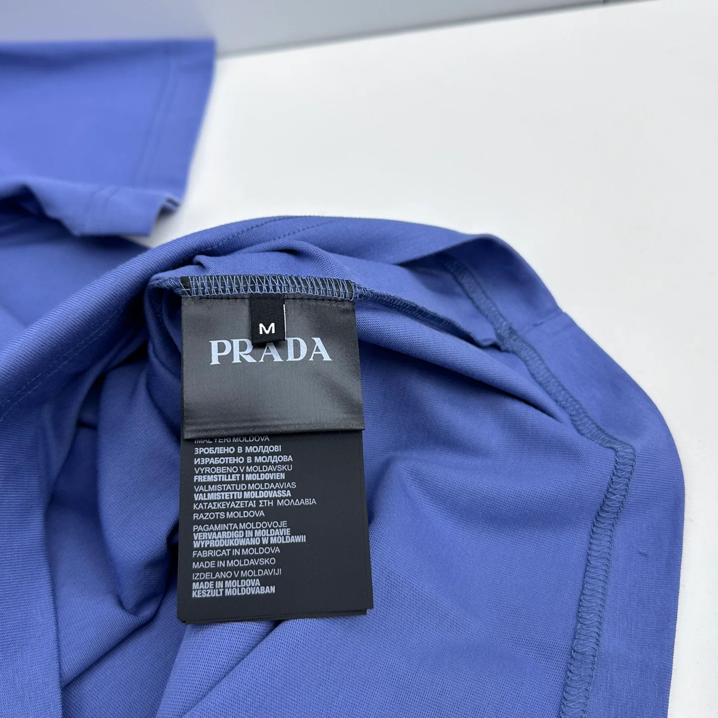 Футболки Женские Prada 1635380
