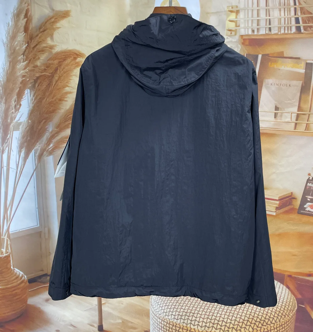 Куртки И Пуховики Женские Stone Island 5042499