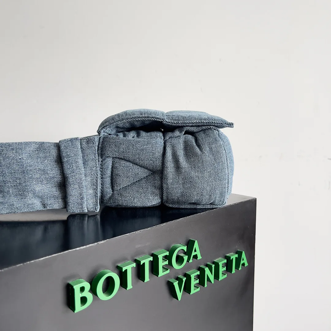 Сумки На Ремне Женские Bottega Veneta 11710074