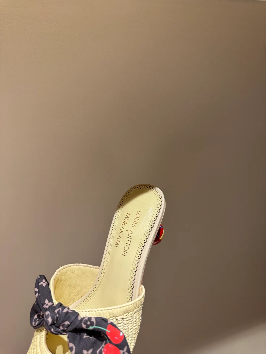 Босоножки Женские Louis Vuitton 491660