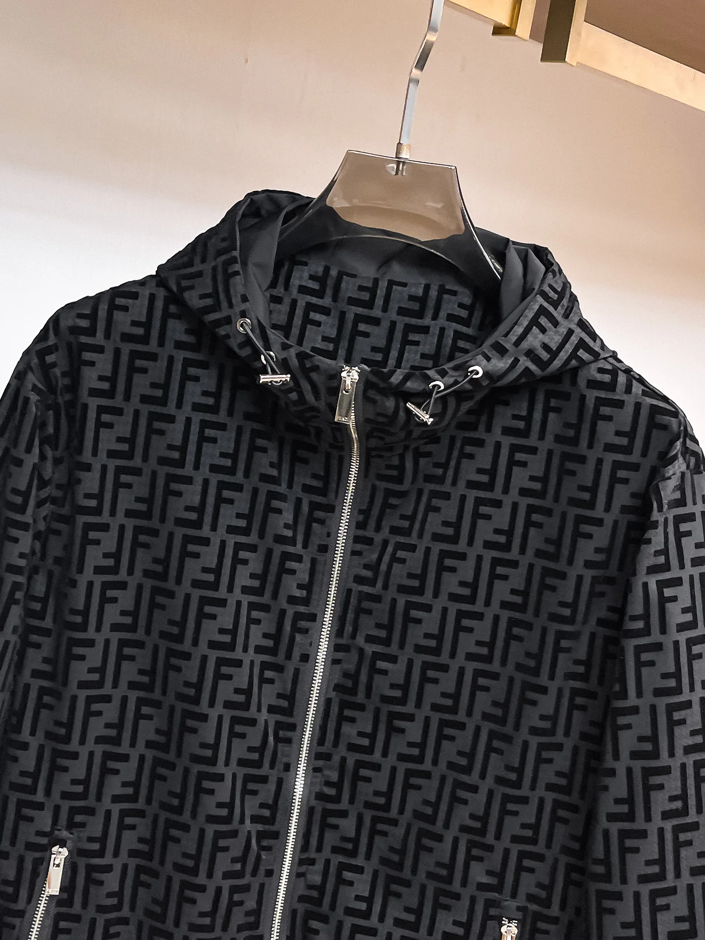 Куртки И Пуховики Мужские Fendi 18197233
