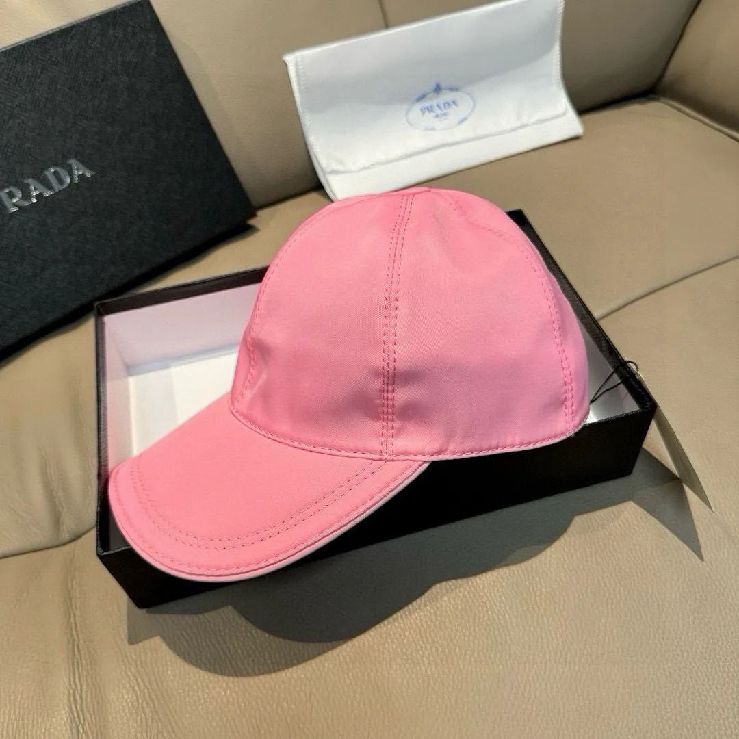Головные Уборы Prada 17604800