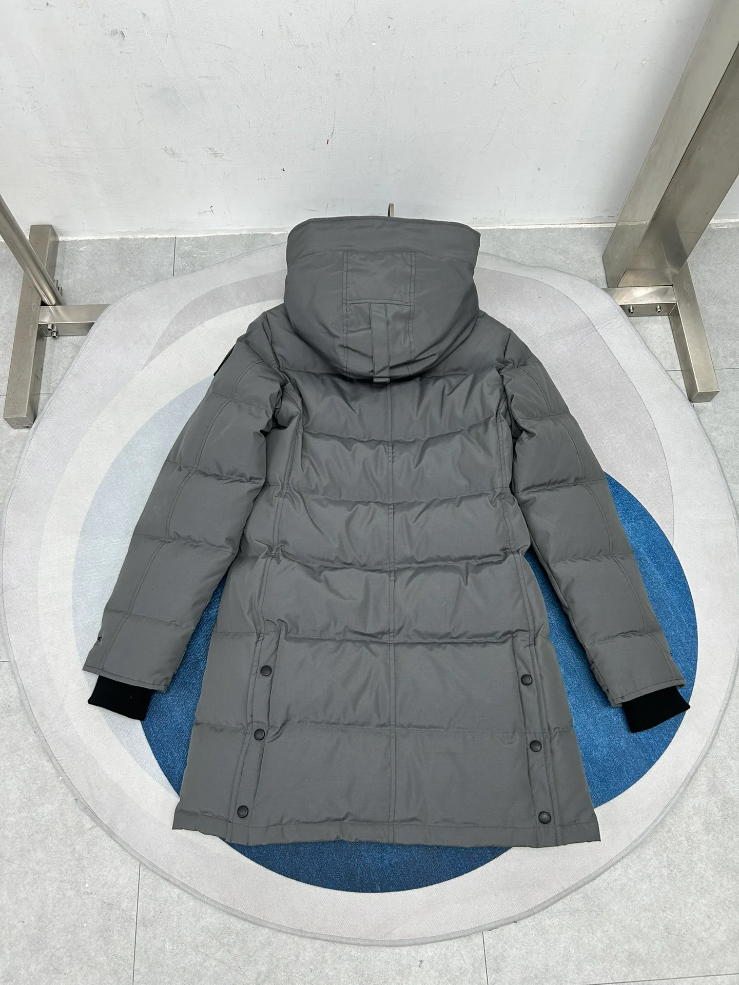 Пальто Женские Canada Goose 4825874