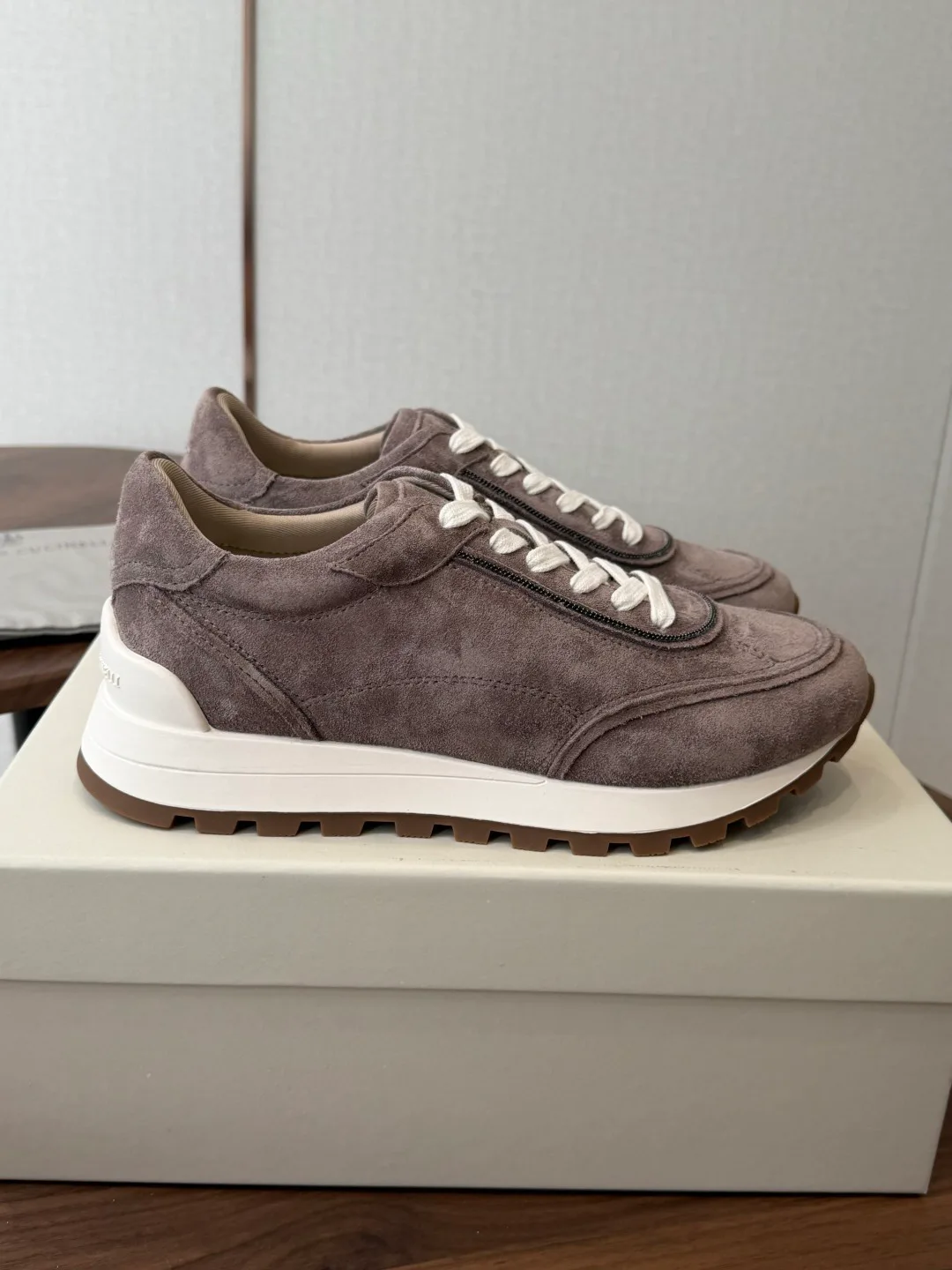 Кроссовки Женские Brunello Cucinelli 17461338