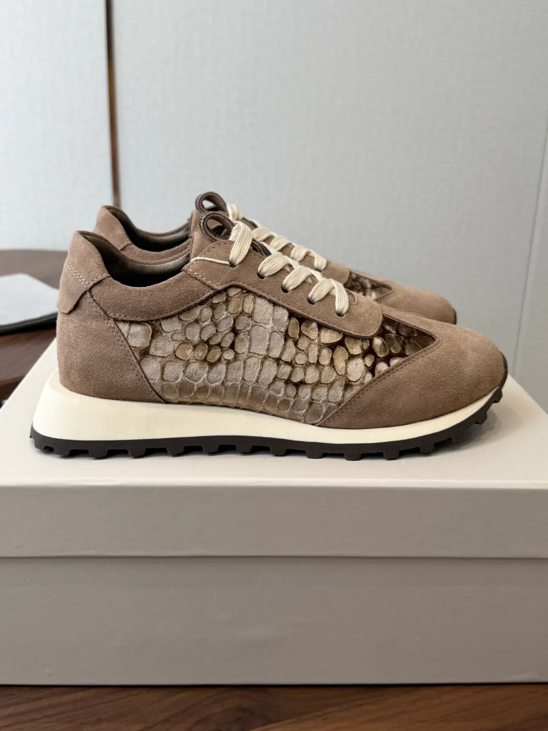 Кроссовки Женские Brunello Cucinelli 17461328