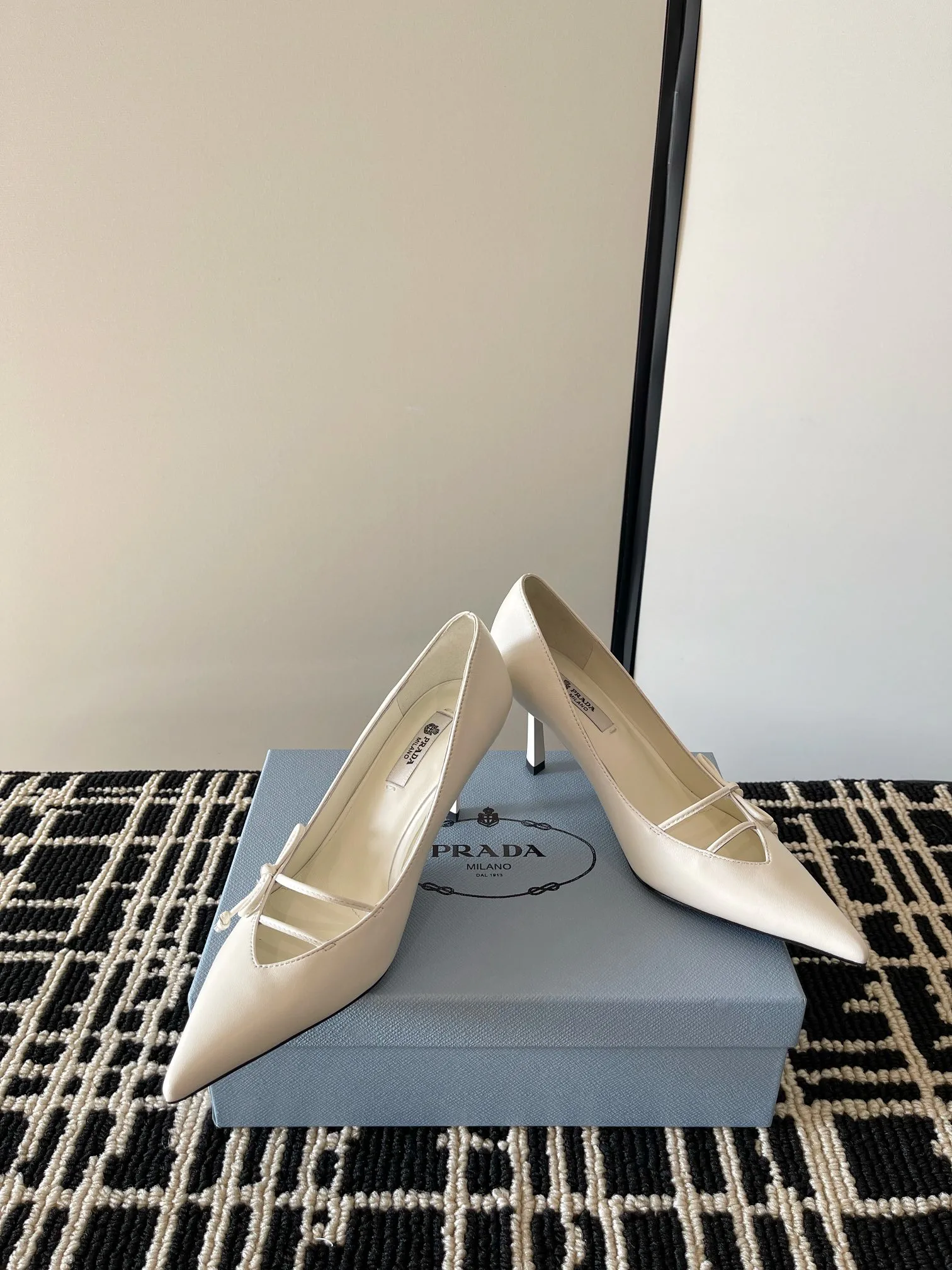 Туфли Женские Prada 12998479