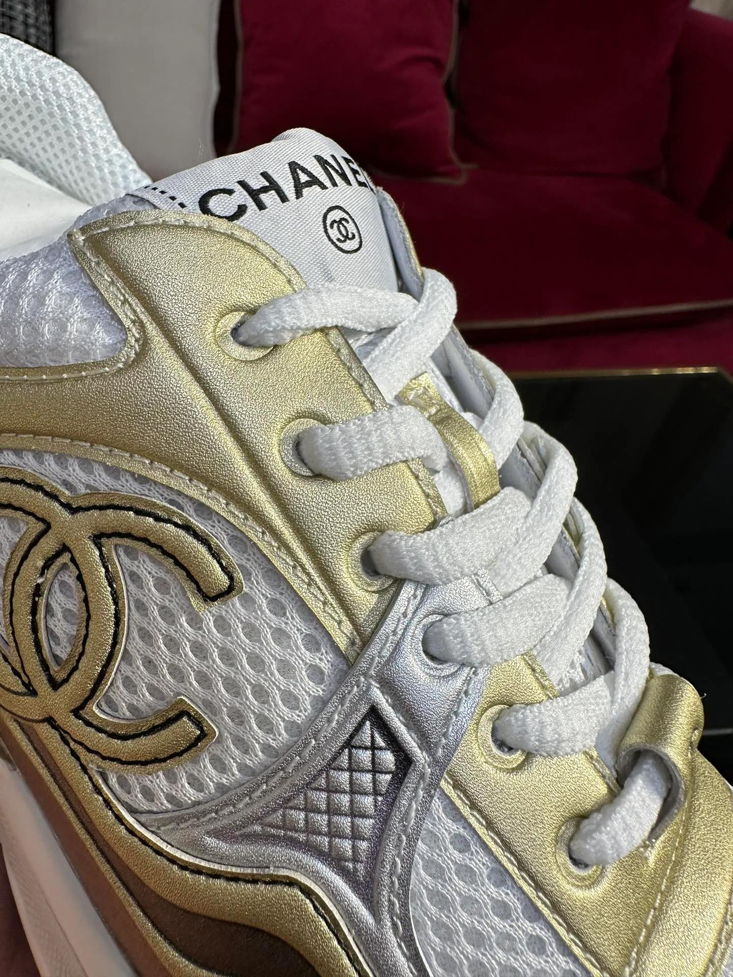 Кроссовки Женские Chanel 17679776