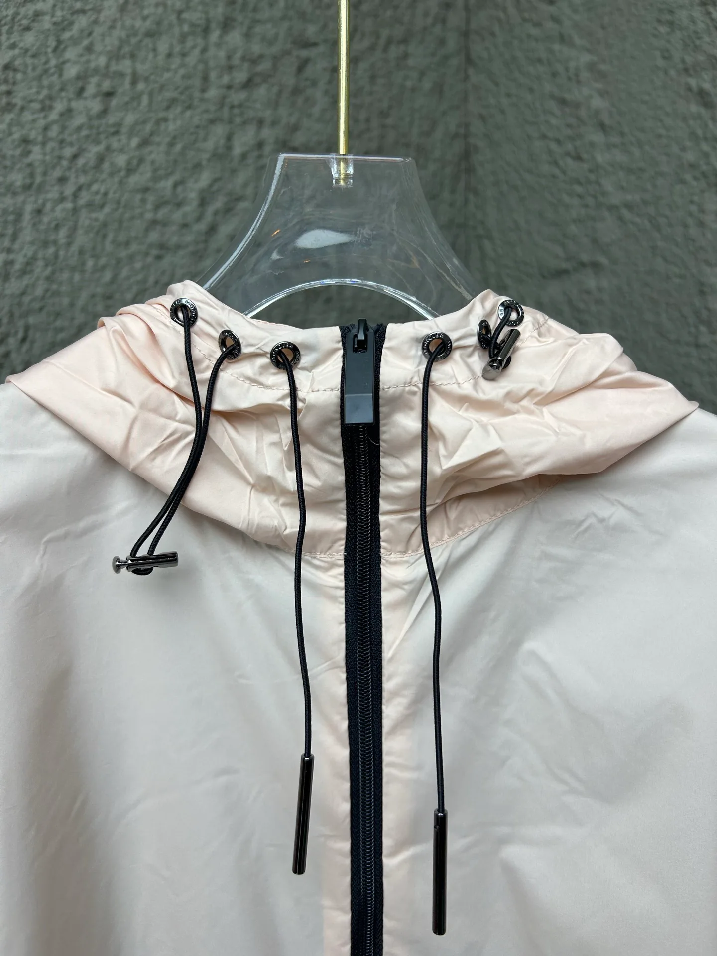 Куртки И Пуховики Женские Moncler 11862657